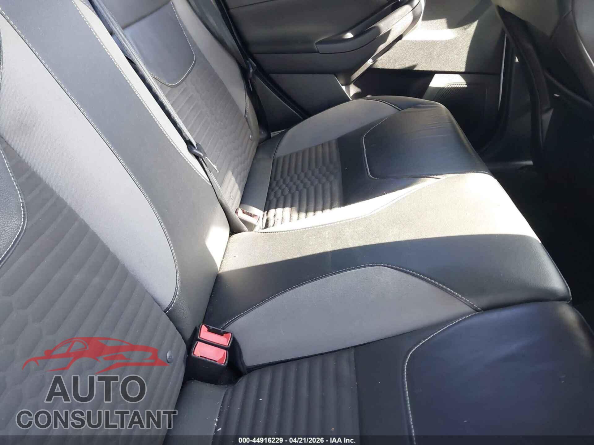FORD FOCUS ST 2015 - 1FADP3L93FL274363