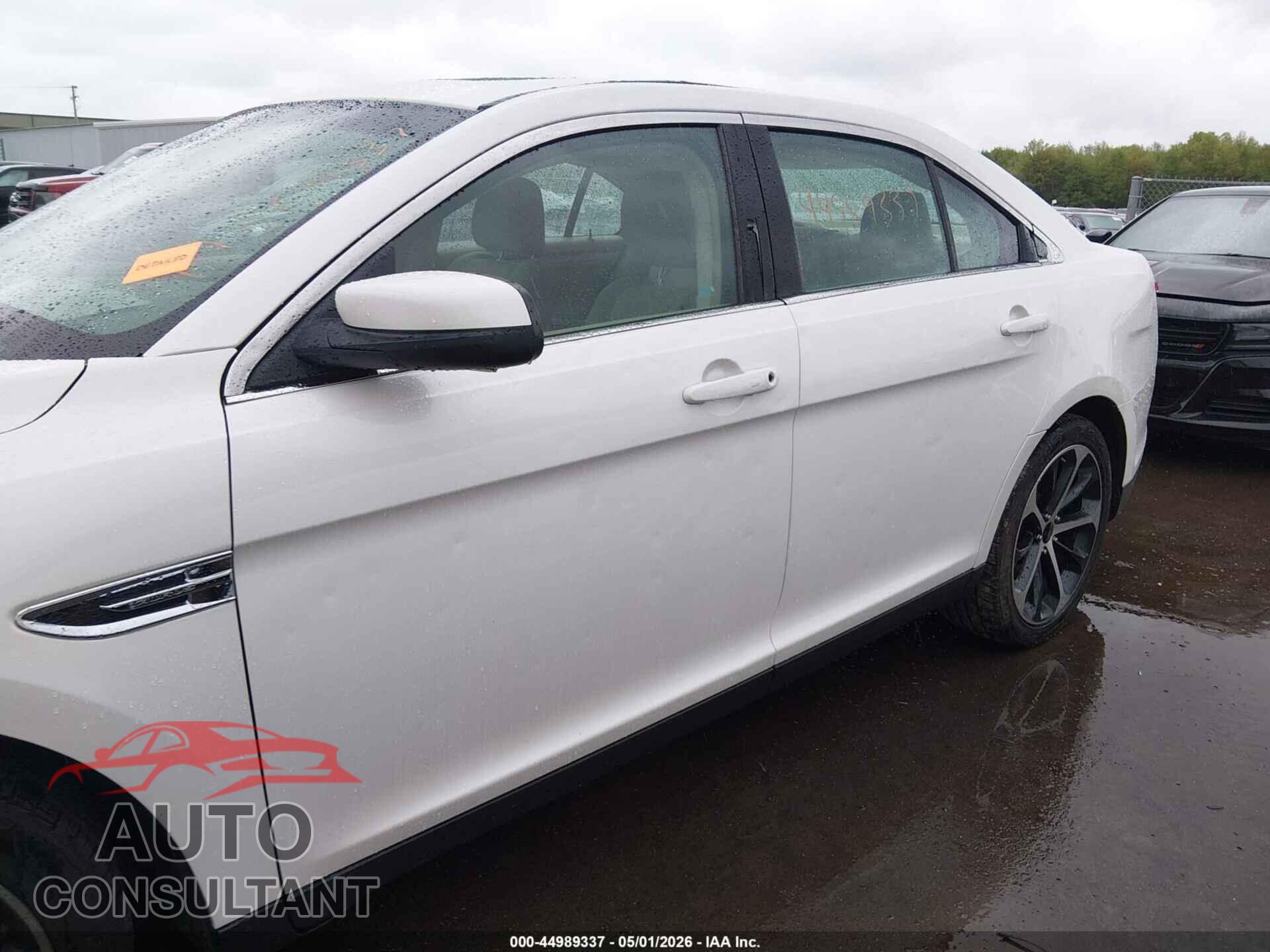 FORD TAURUS 2015 - 1FAHP2E87FG123079