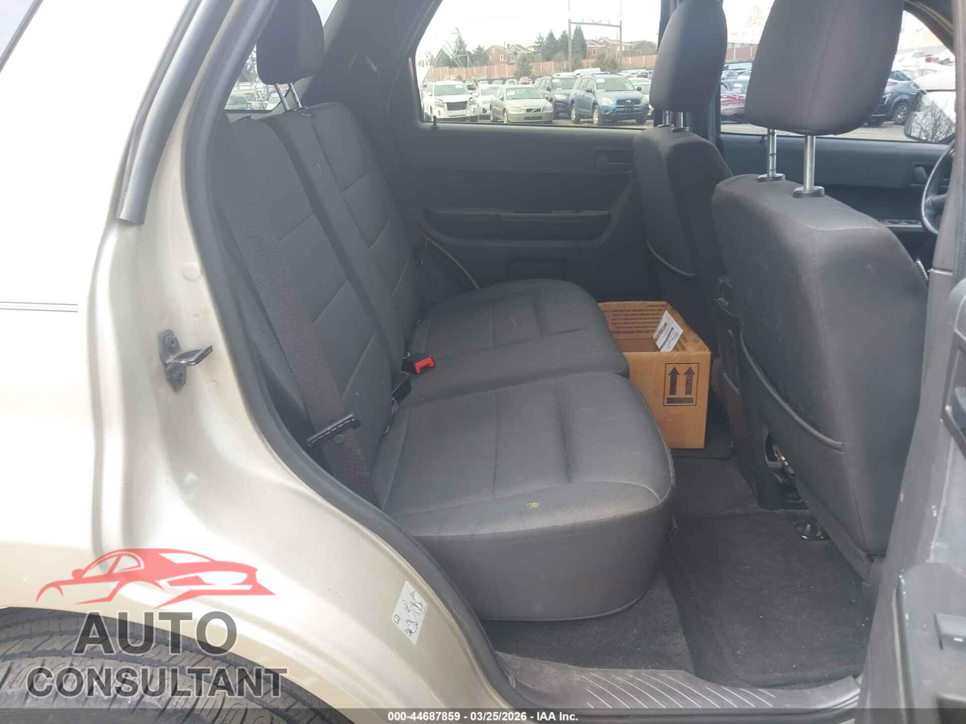 FORD ESCAPE 2011 - 1FMCU0D76BKA75636