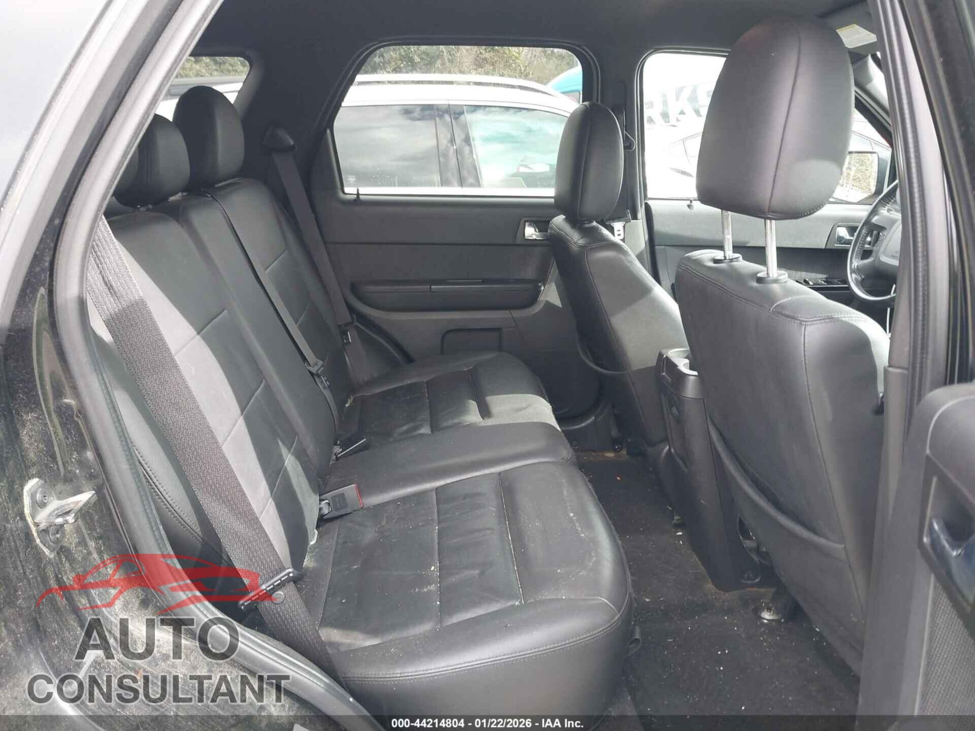FORD ESCAPE 2010 - 1FMCU0EG4AKC05426