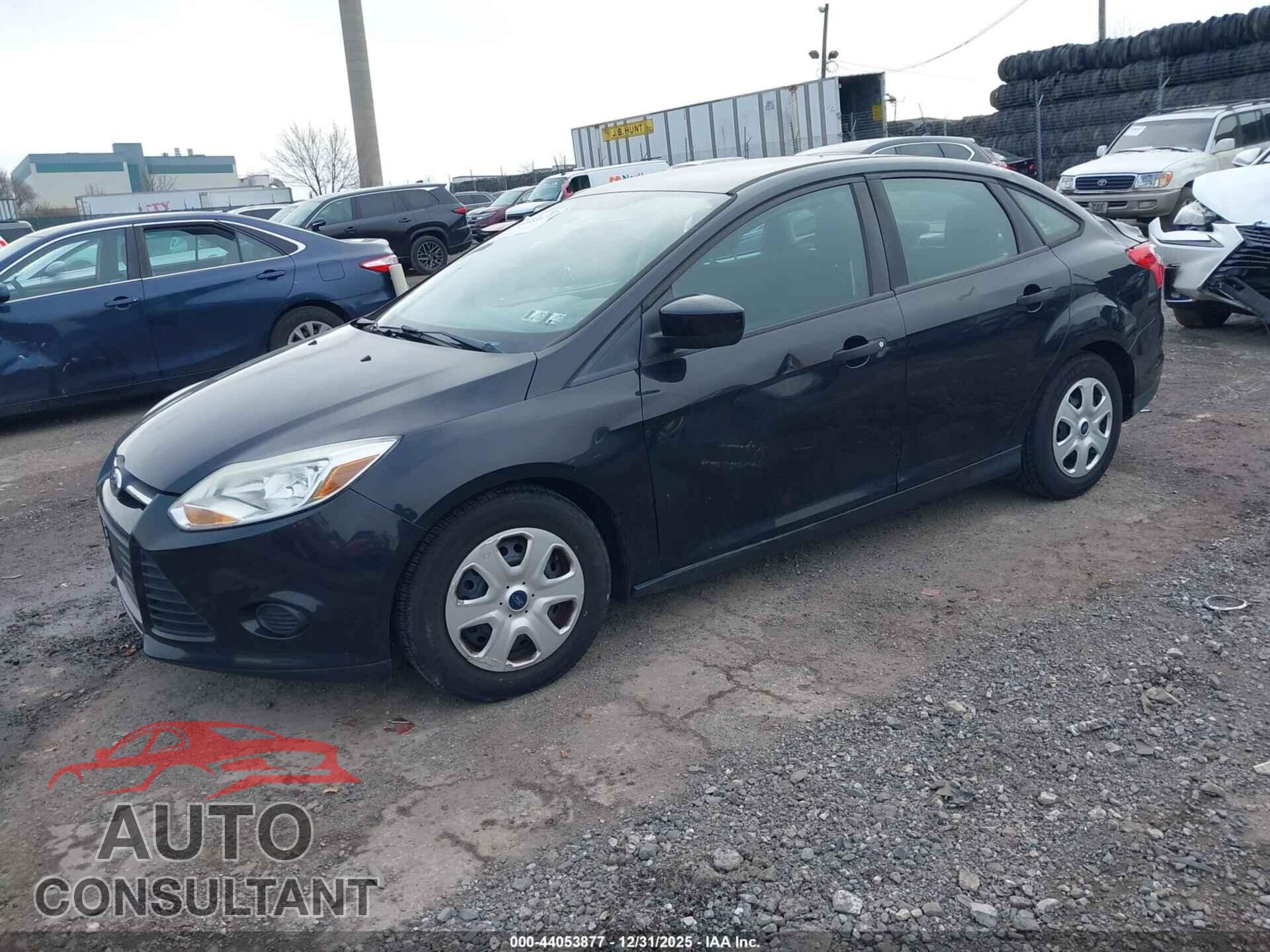 FORD FOCUS 2013 - 1FADP3E22DL349843