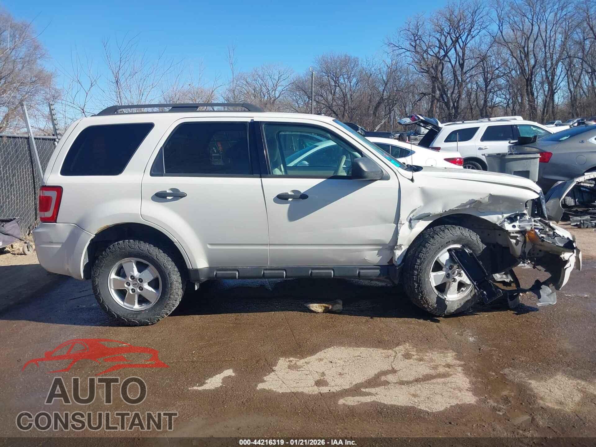 FORD ESCAPE 2010 - 1FMCU0D79AKD19620