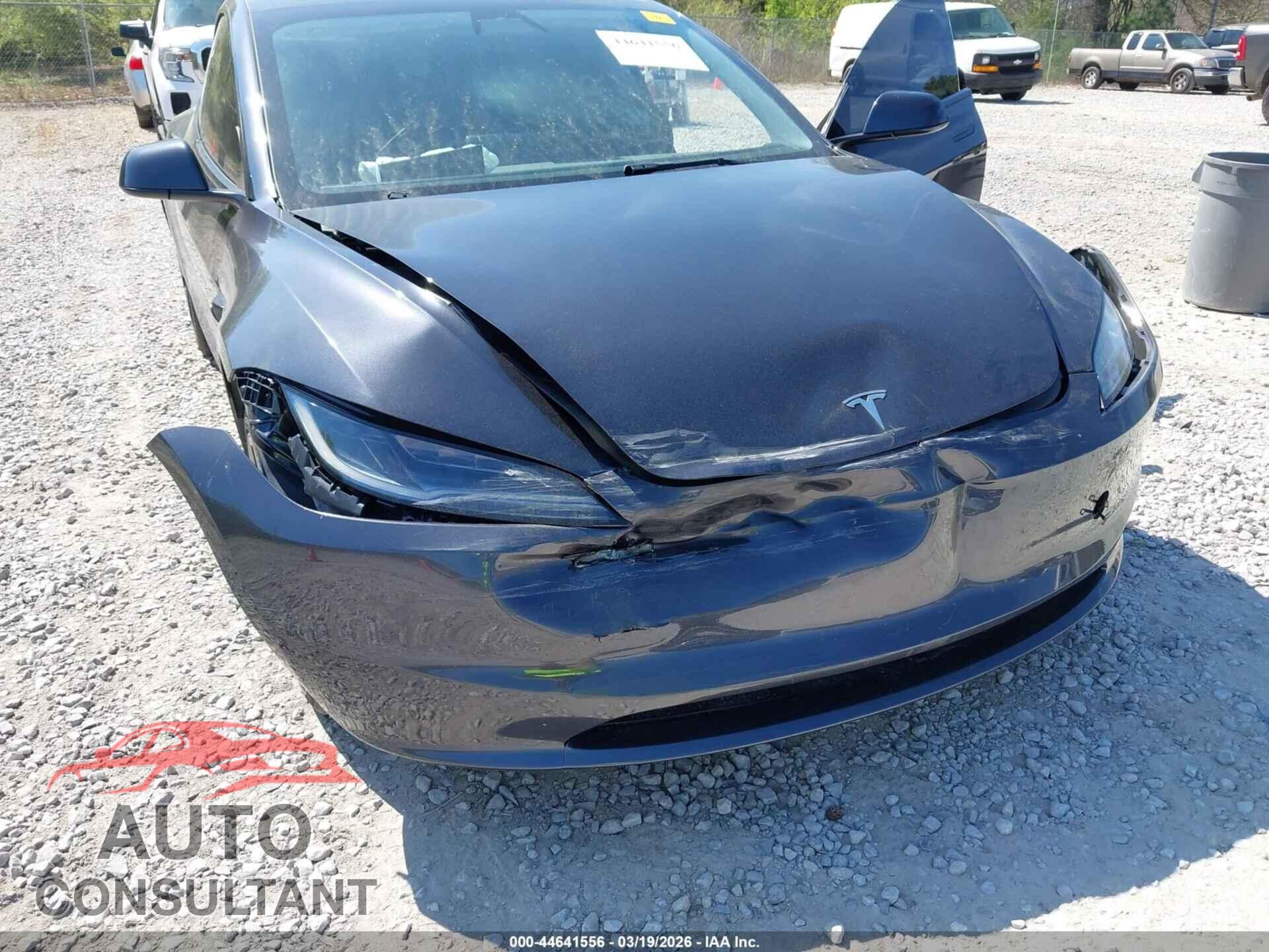 TESLA MODEL 3 2024 - 5YJ3E1EA2RF862463