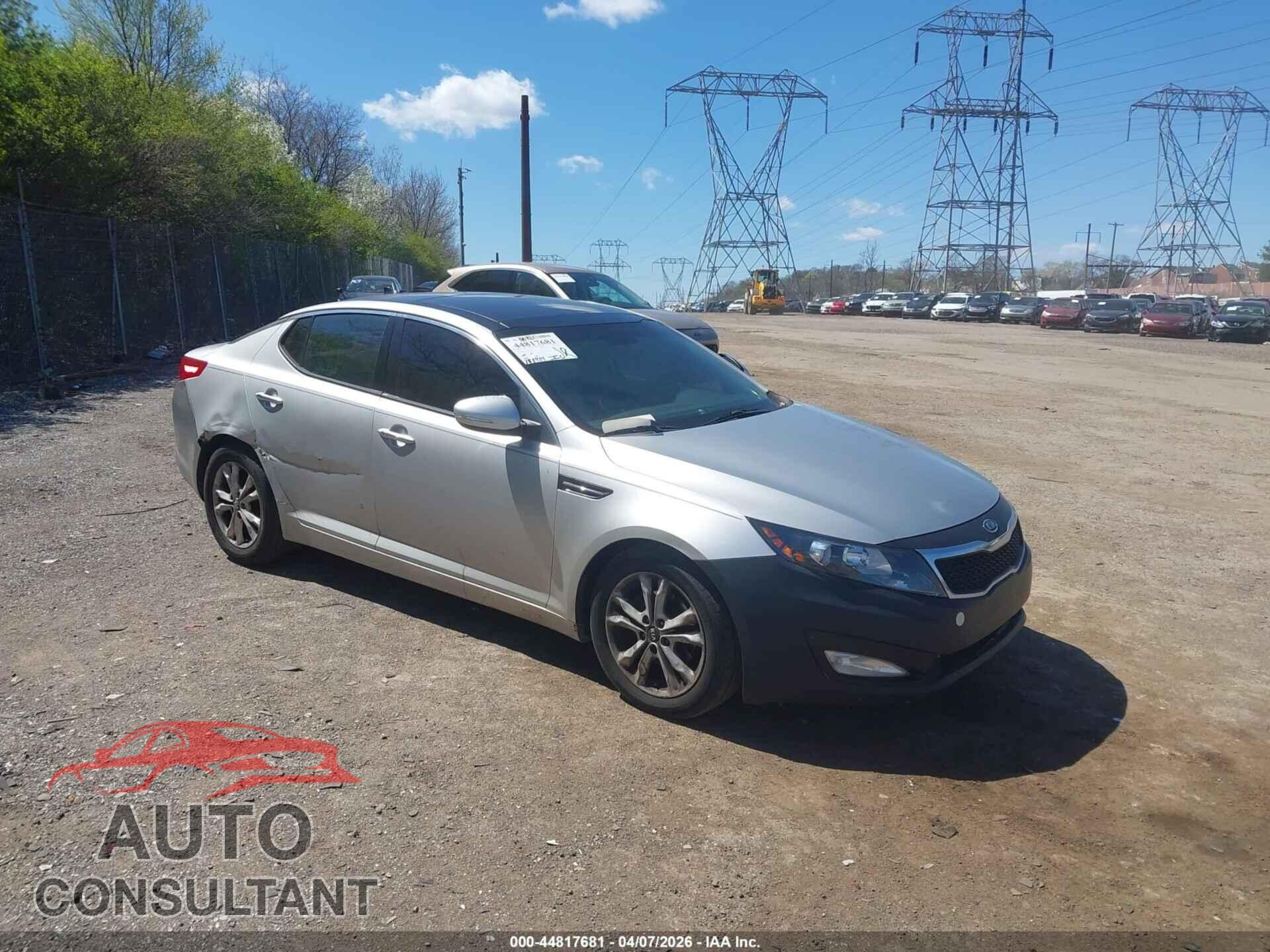 KIA OPTIMA 2011 - KNAGN4A71B5118872
