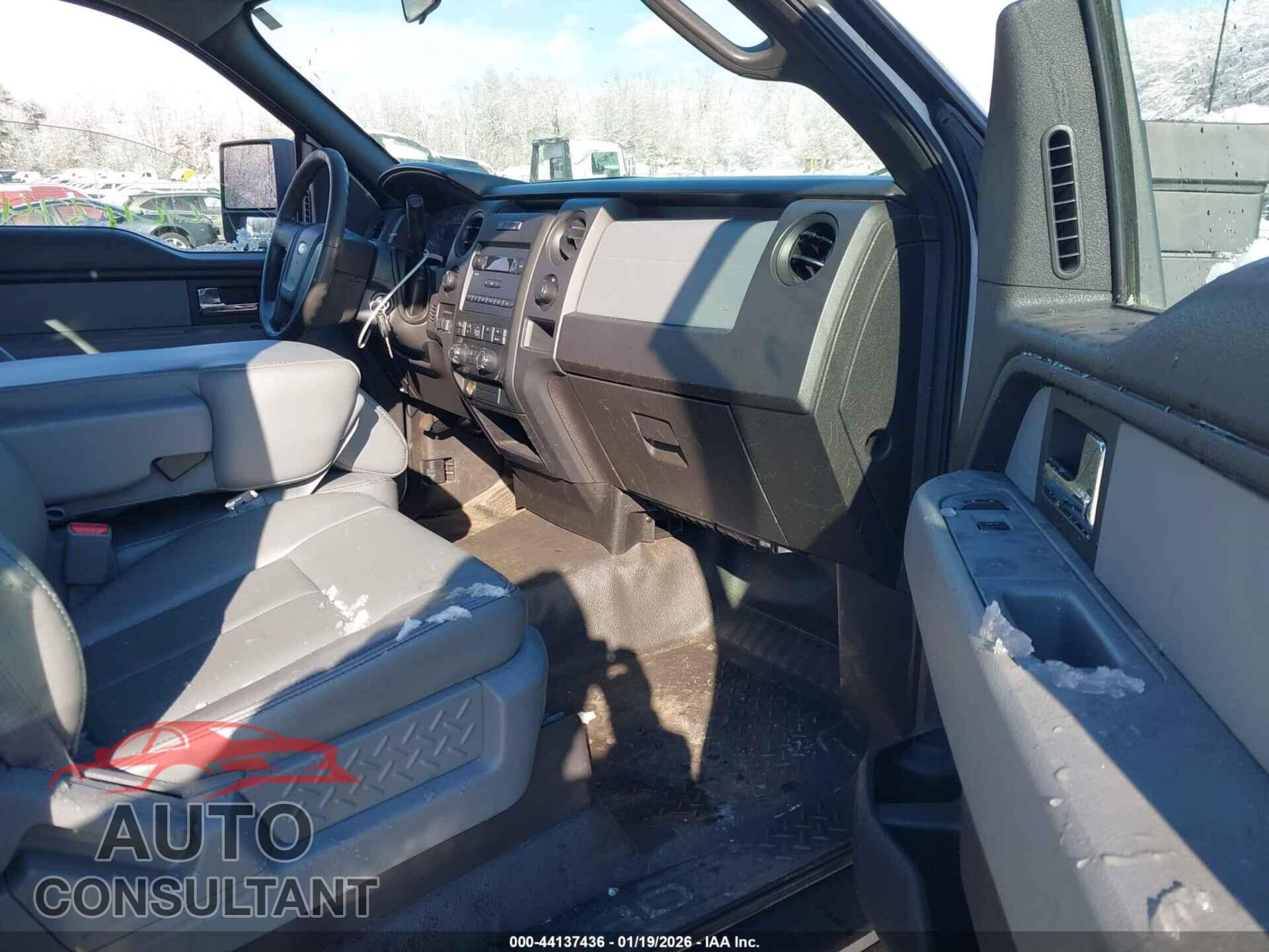 FORD F-150 2012 - 1FTMF1EM5CFA45759