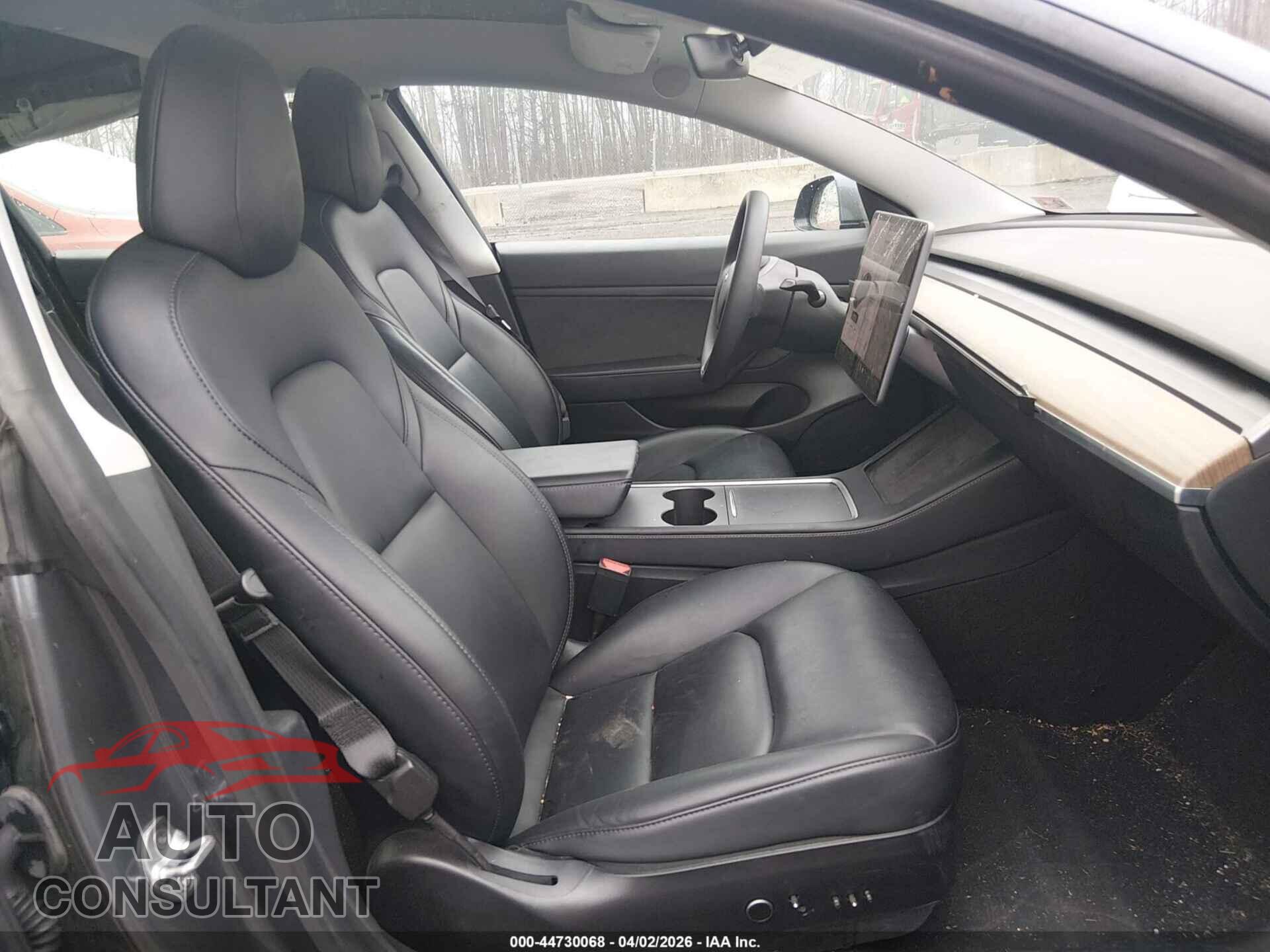 TESLA MODEL 3 2021 - 5YJ3E1EA2MF856638