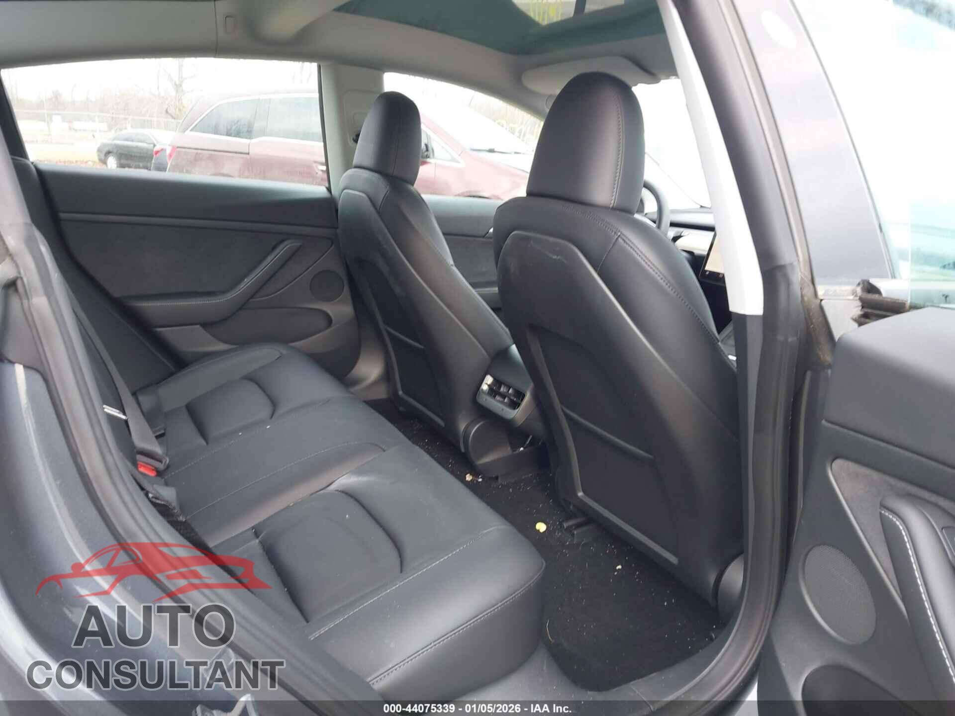 TESLA MODEL 3 2023 - 5YJ3E1EA7PF658643