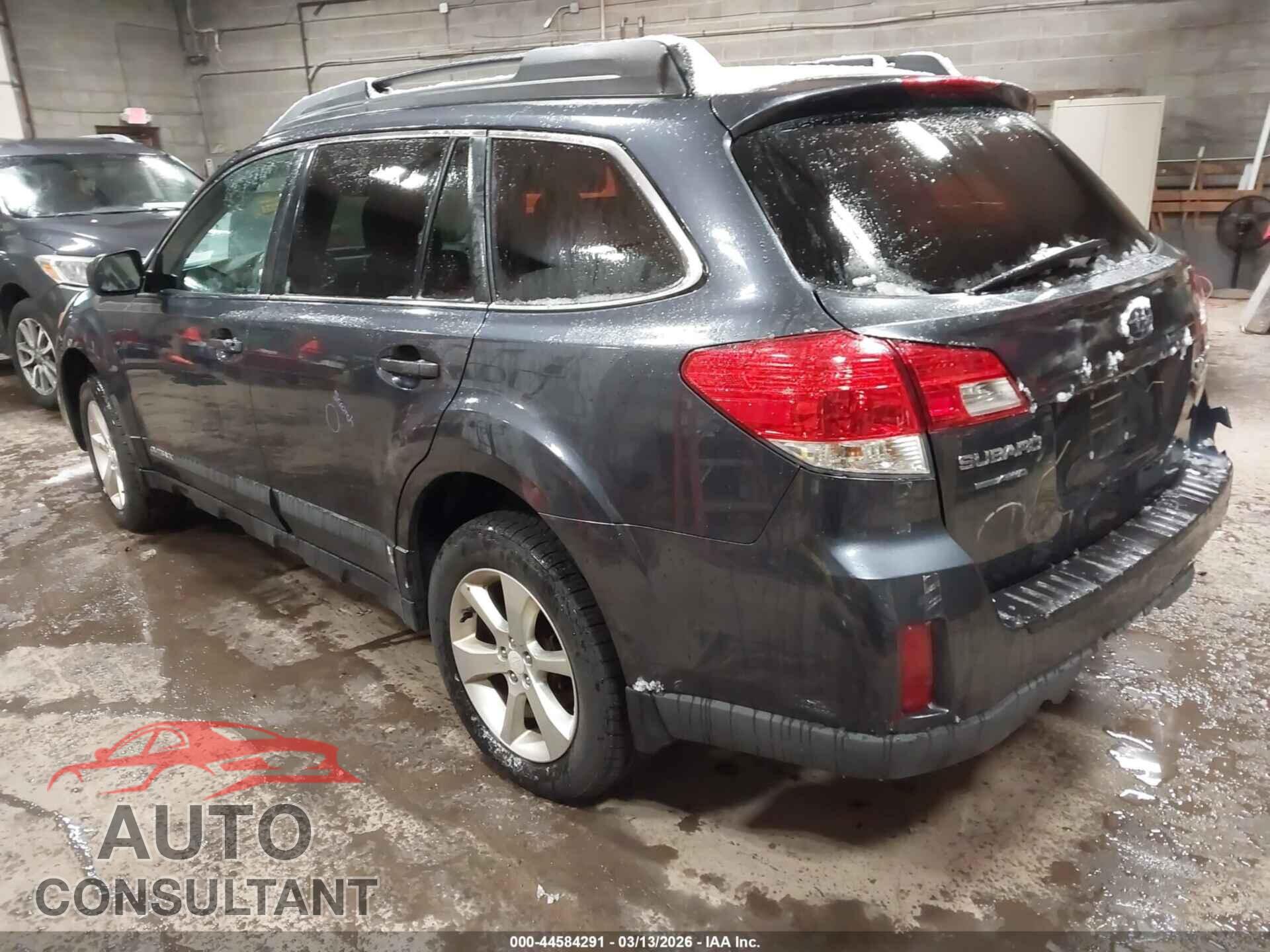 SUBARU OUTBACK 2013 - 4S4BRBGC2D3321211
