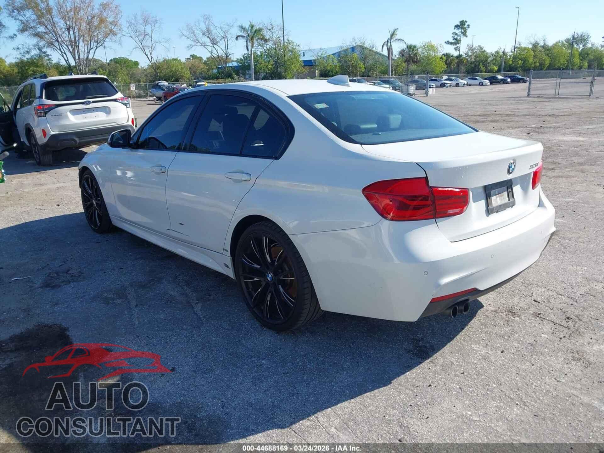 BMW 328I 2016 - WBA8E9G5XGNU29103