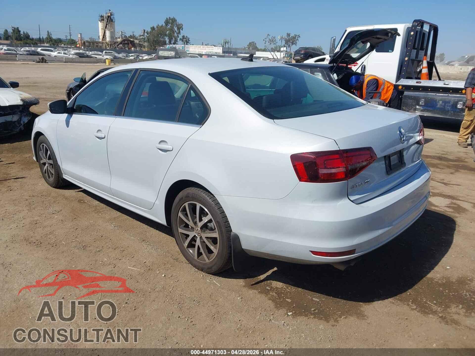 VOLKSWAGEN JETTA 2017 - 3VWDB7AJ4HM370580