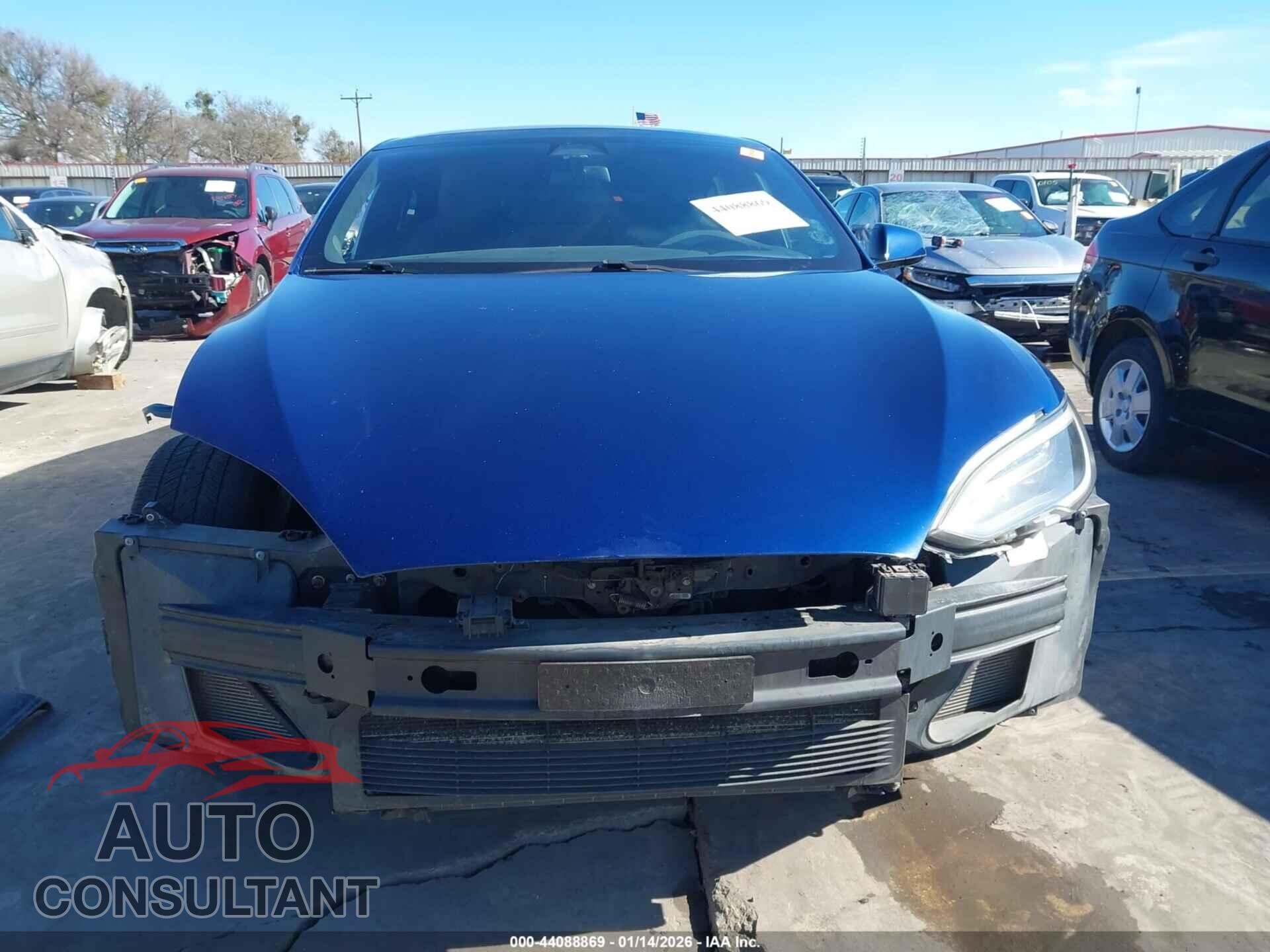 TESLA MODEL S 2017 - 5YJSA1E21HF210786