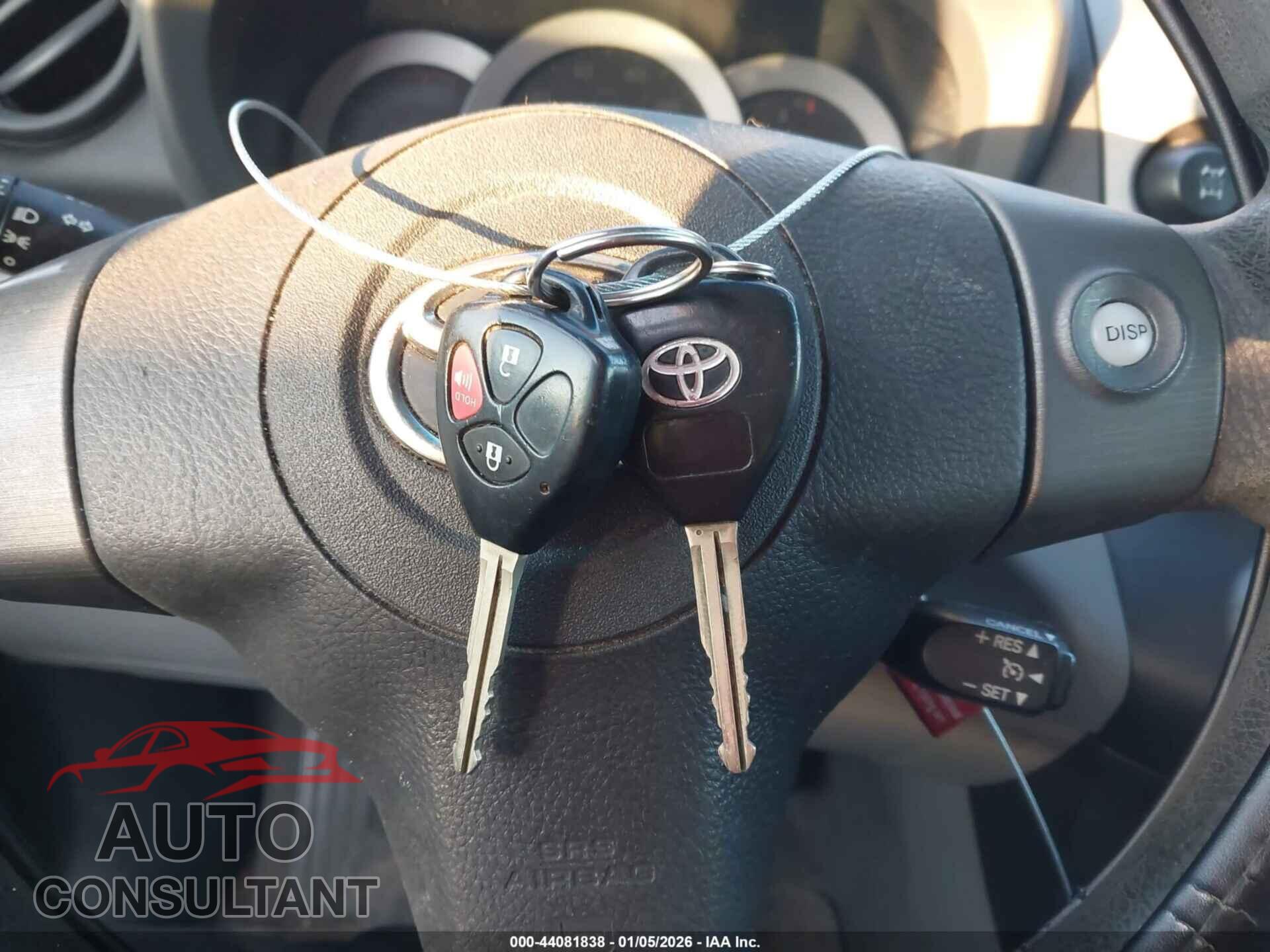 TOYOTA RAV4 2010 - 2T3BF4DV3AW064776