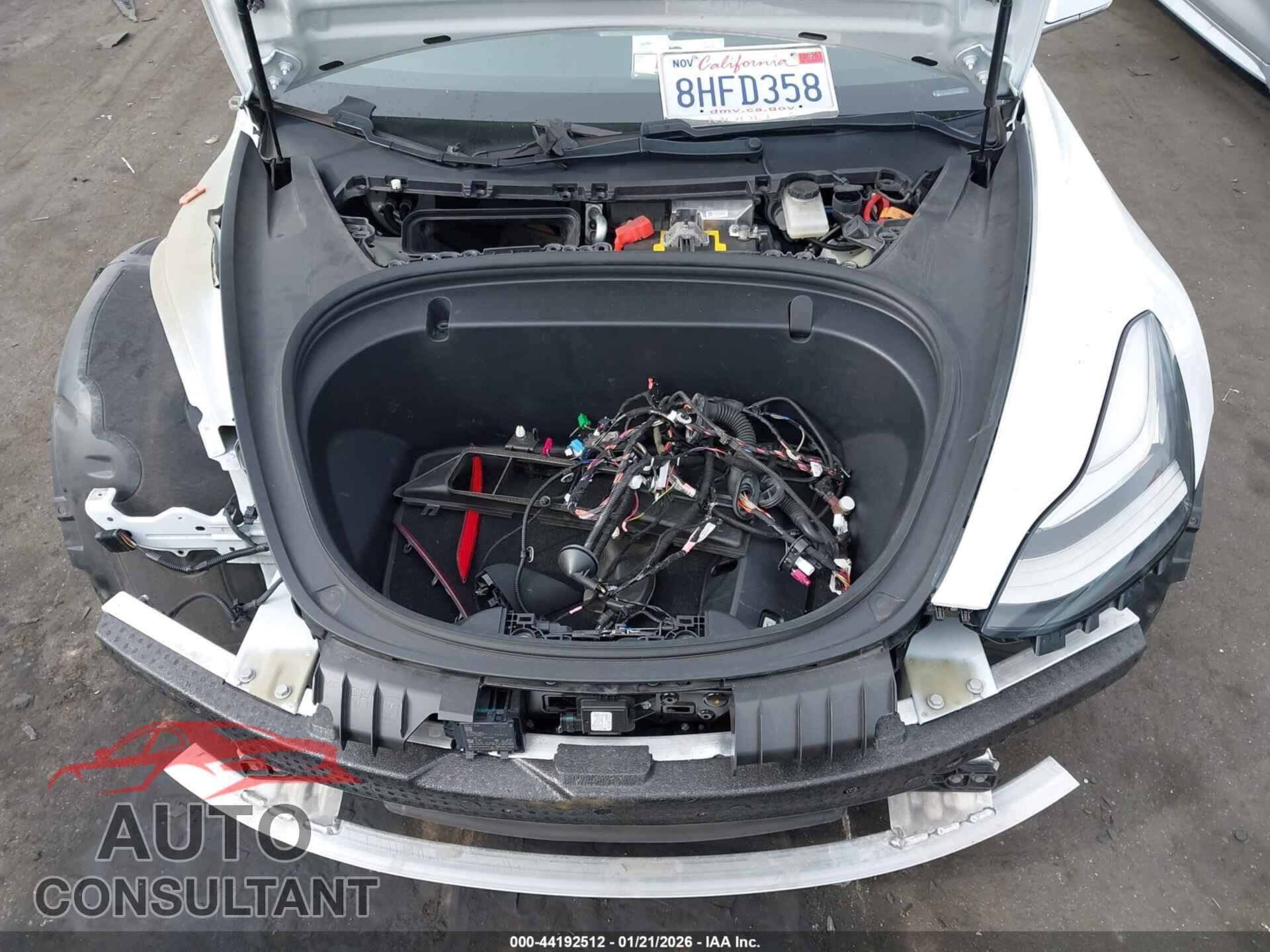 TESLA MODEL 3 2018 - 5YJ3E1EAXJF076866