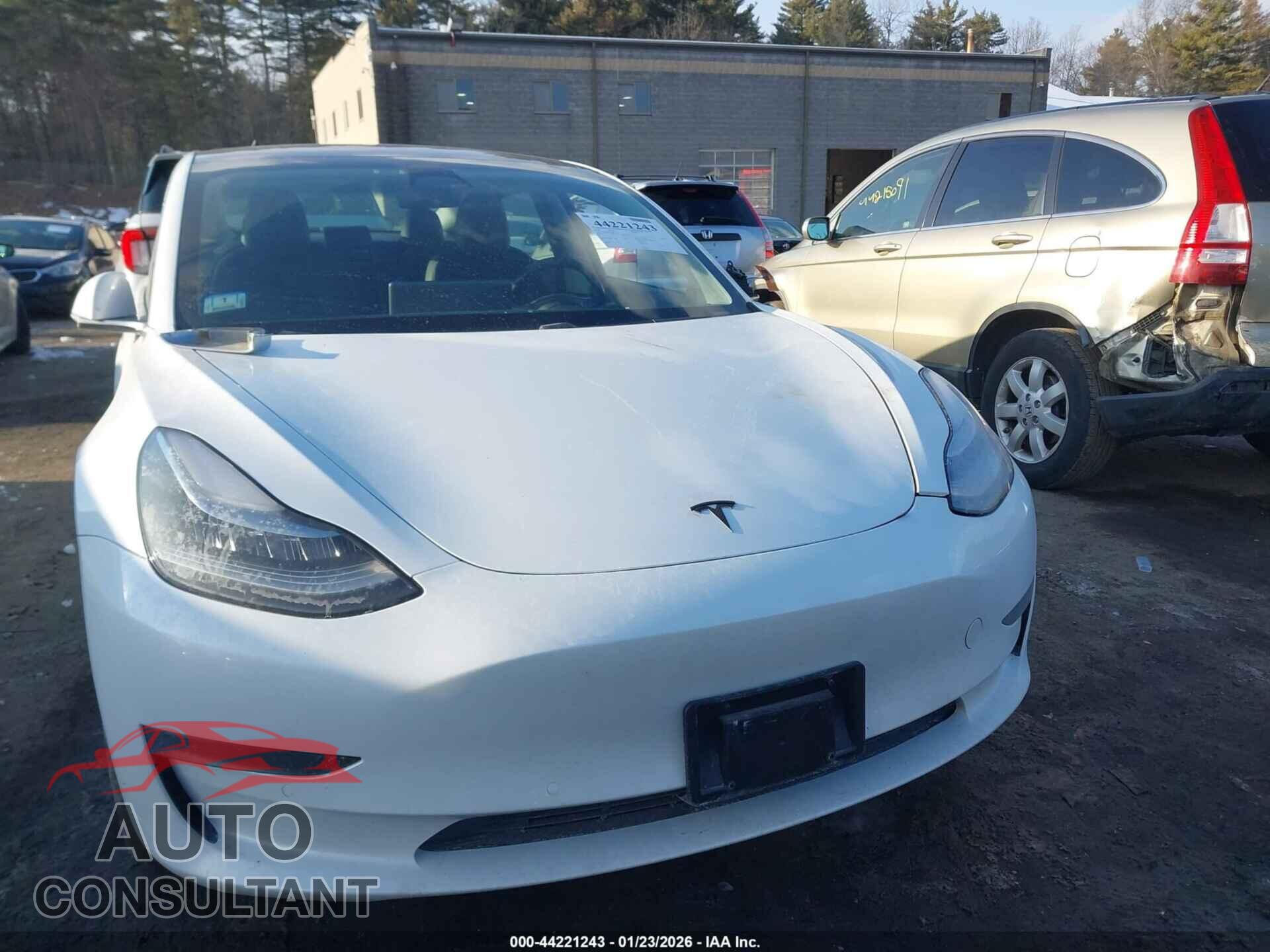 TESLA MODEL 3 2018 - 5YJ3E1EB7JF072699
