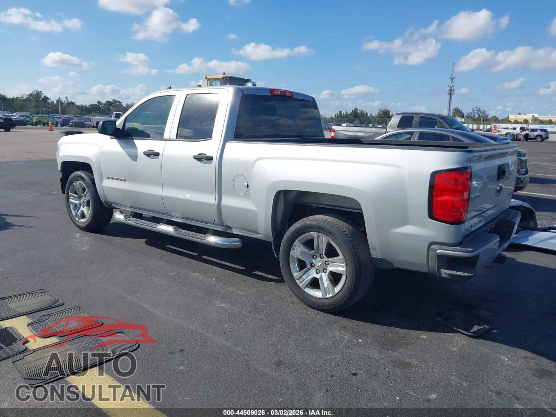 CHEVROLET SILVERADO 1500 2017 - 1GCRCPEC5HZ291502