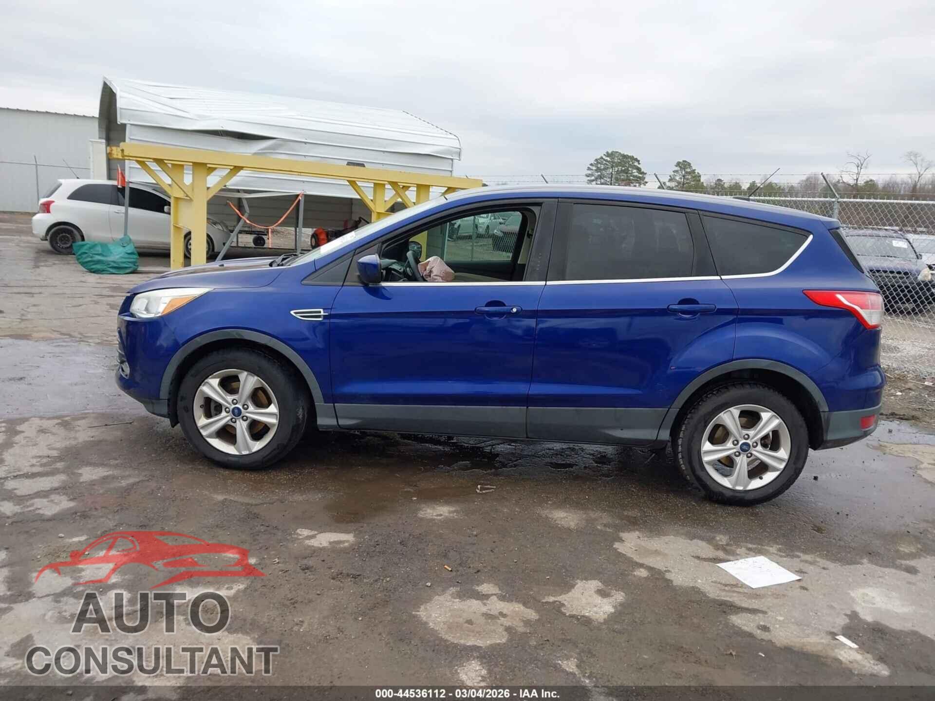 FORD ESCAPE 2015 - 1FMCU0G76FUB89612