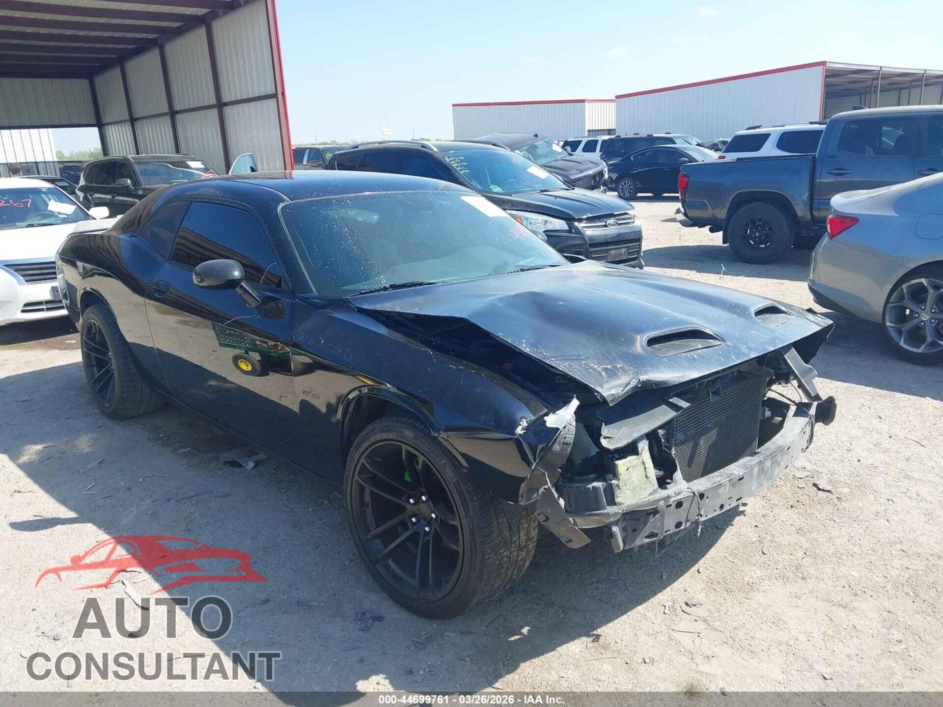DODGE CHALLENGER 2015 - 2C3CDZAT8FH758871