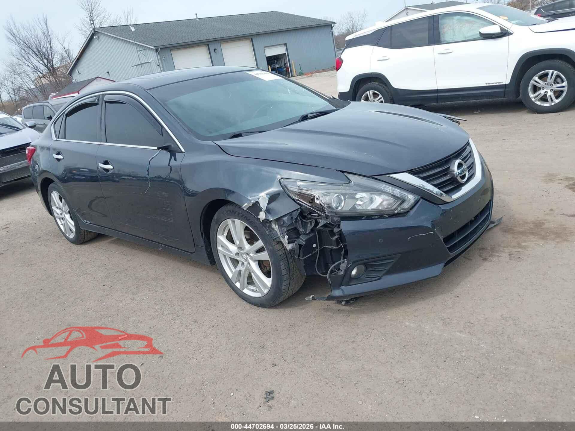 NISSAN ALTIMA 2017 - 1N4BL3AP1HC113596