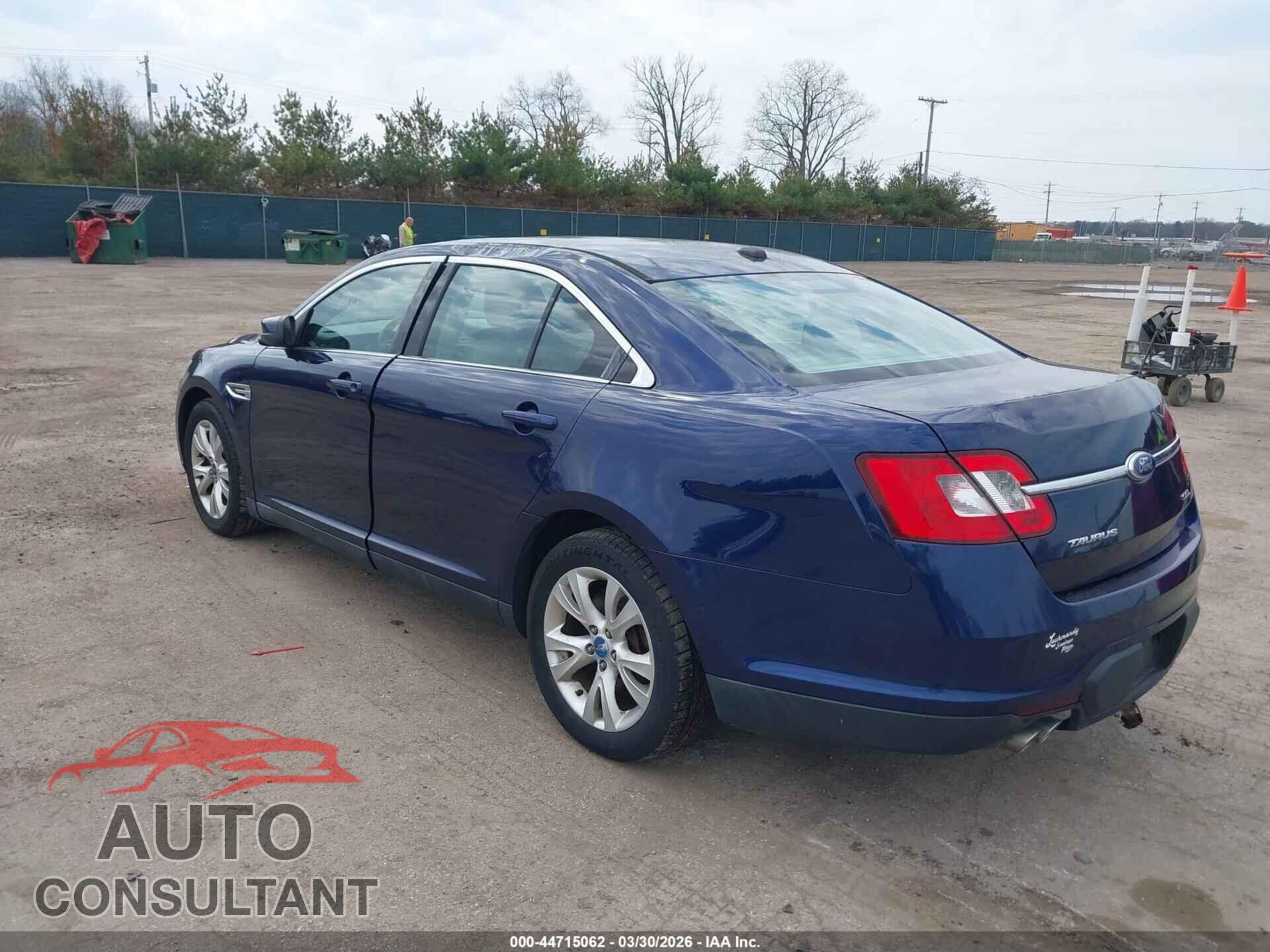 FORD TAURUS 2011 - 1FAHP2EW3BG156265