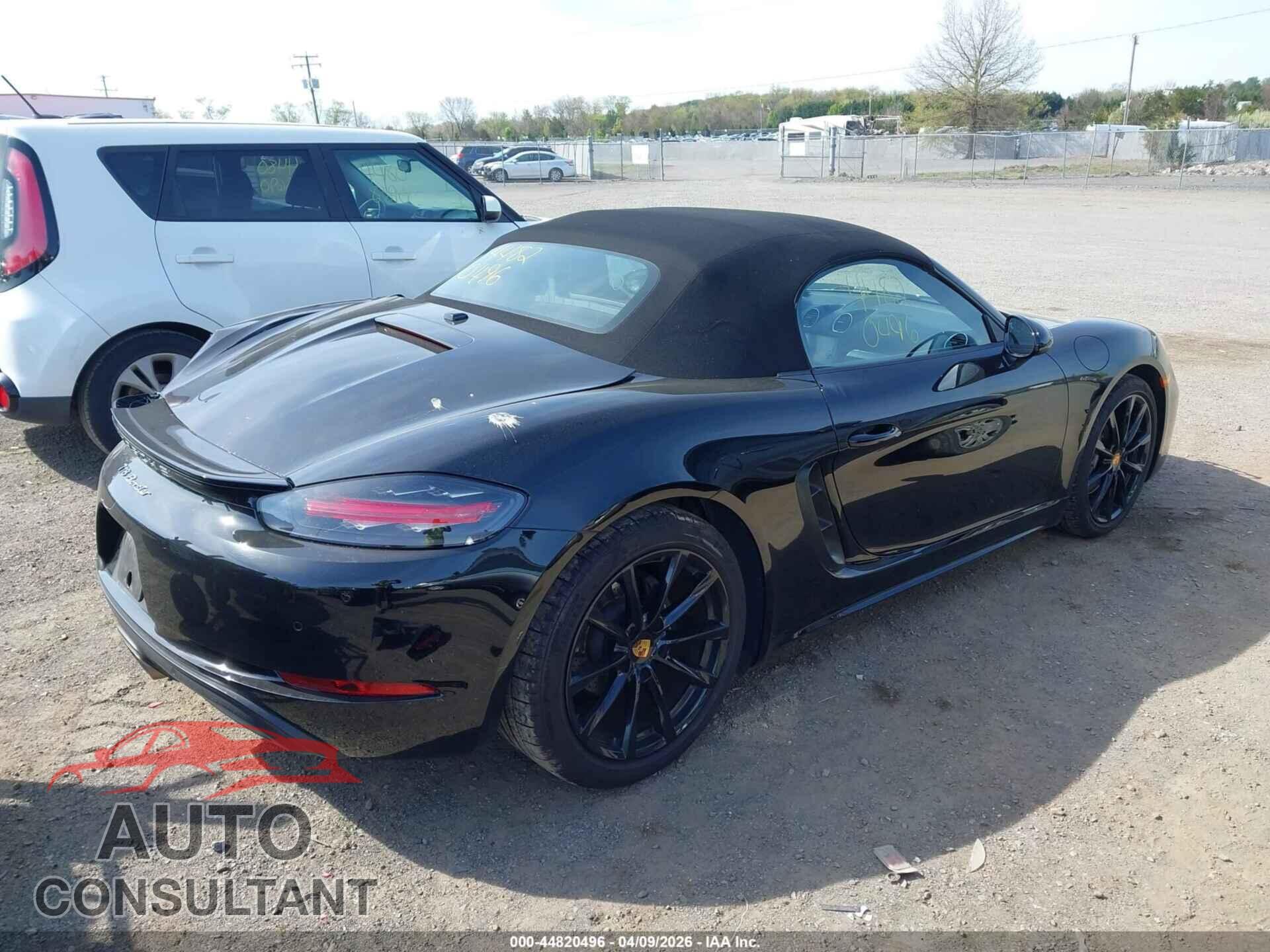 PORSCHE 718 BOXSTER 2017 - WP0CA2A81HS221715