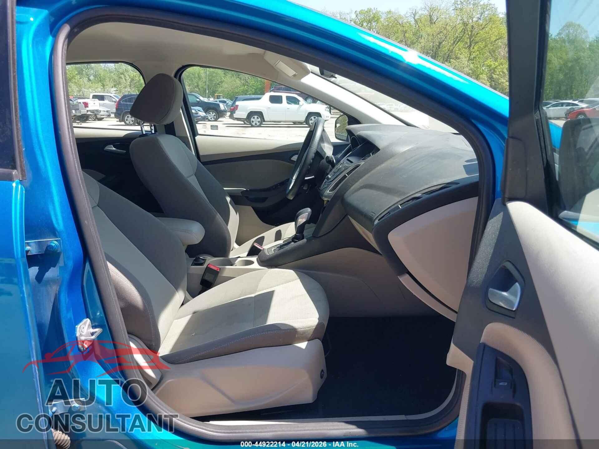 FORD FOCUS 2014 - 1FADP3F27EL432944
