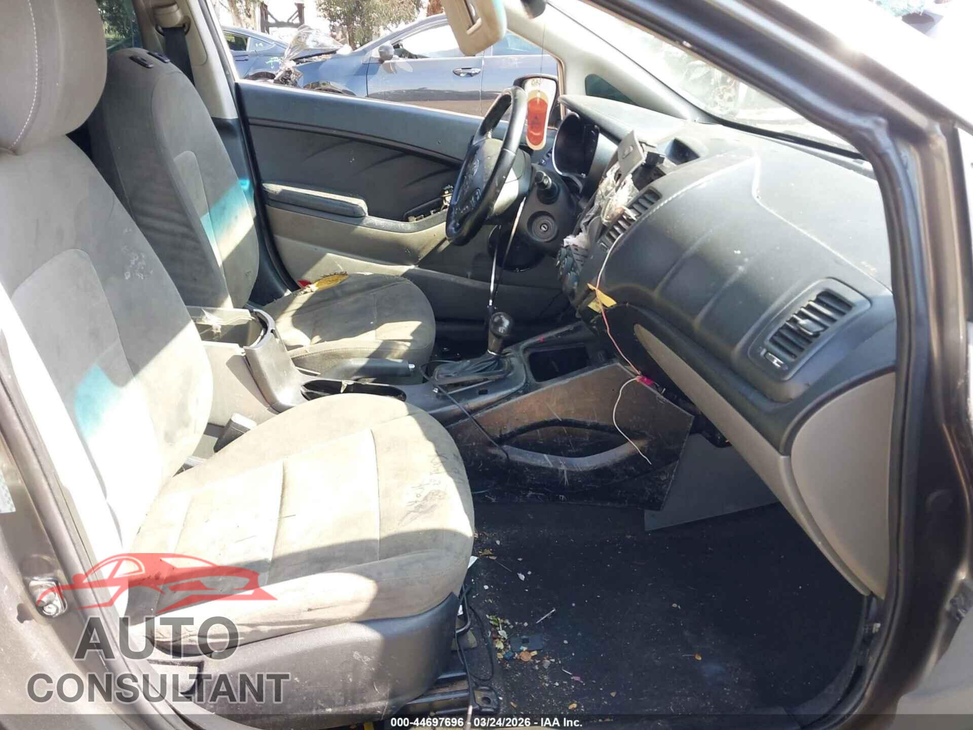 KIA FORTE 2014 - KNAFX4A8XE5115357