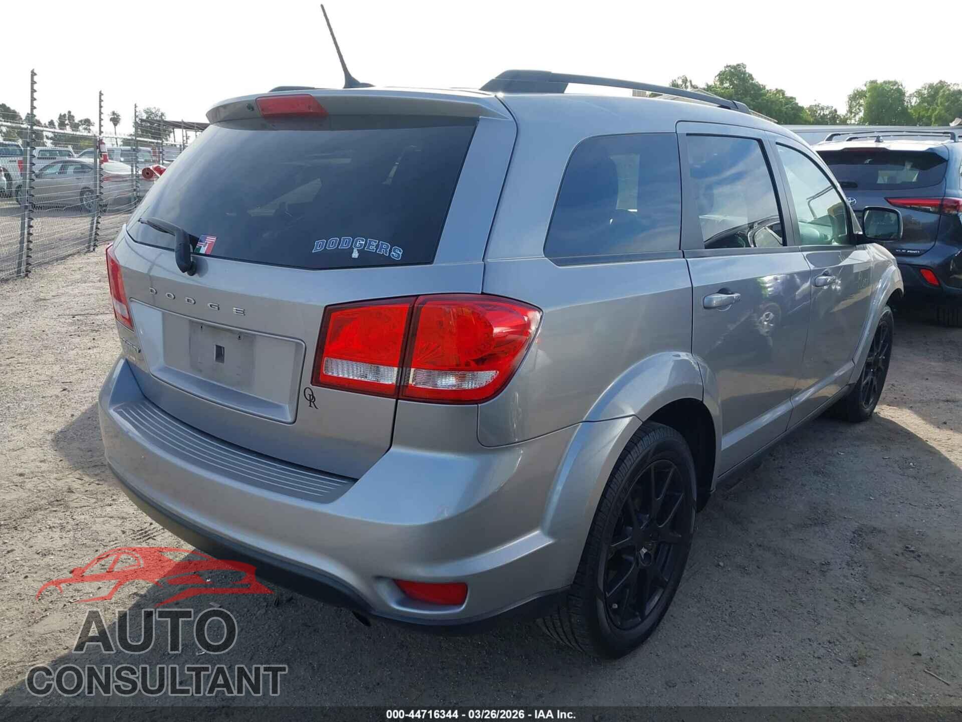 DODGE JOURNEY 2017 - 3C4PDCBB9HT557331