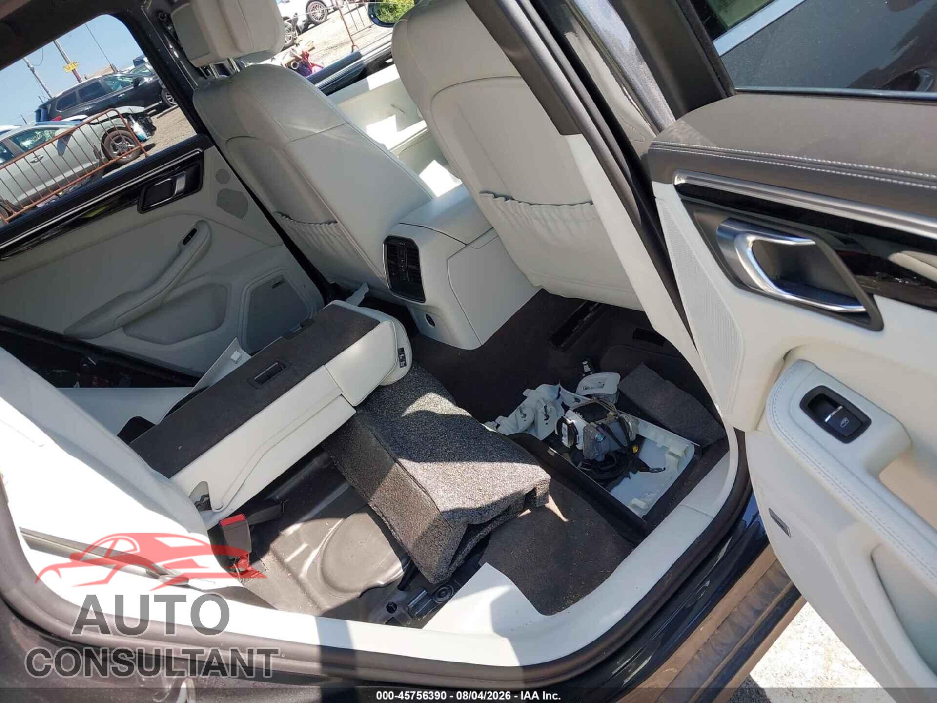 PORSCHE MACAN 2021 - WP1AB2A59MLB34139