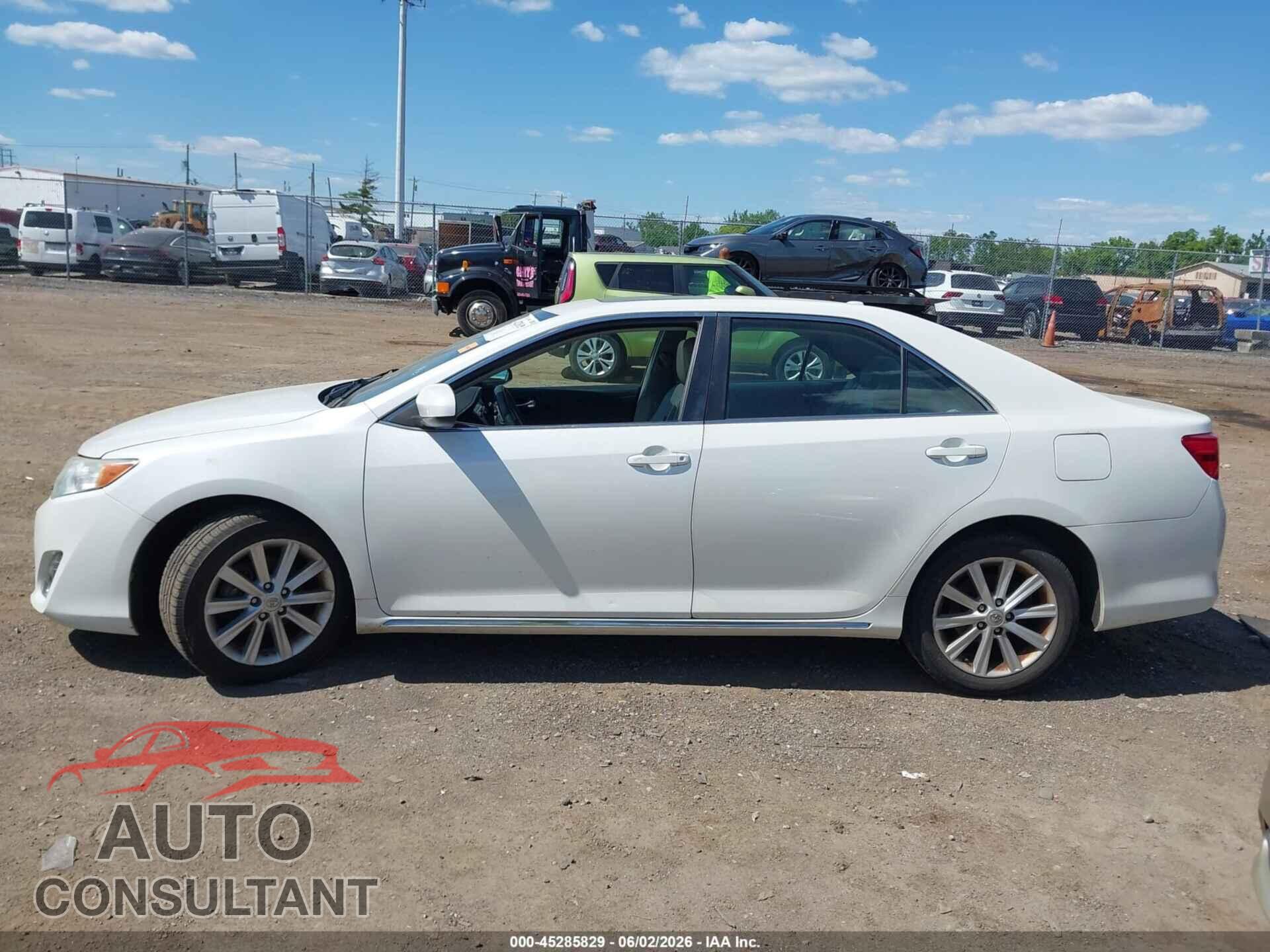 TOYOTA CAMRY 2014 - 4T1BF1FK4EU857164