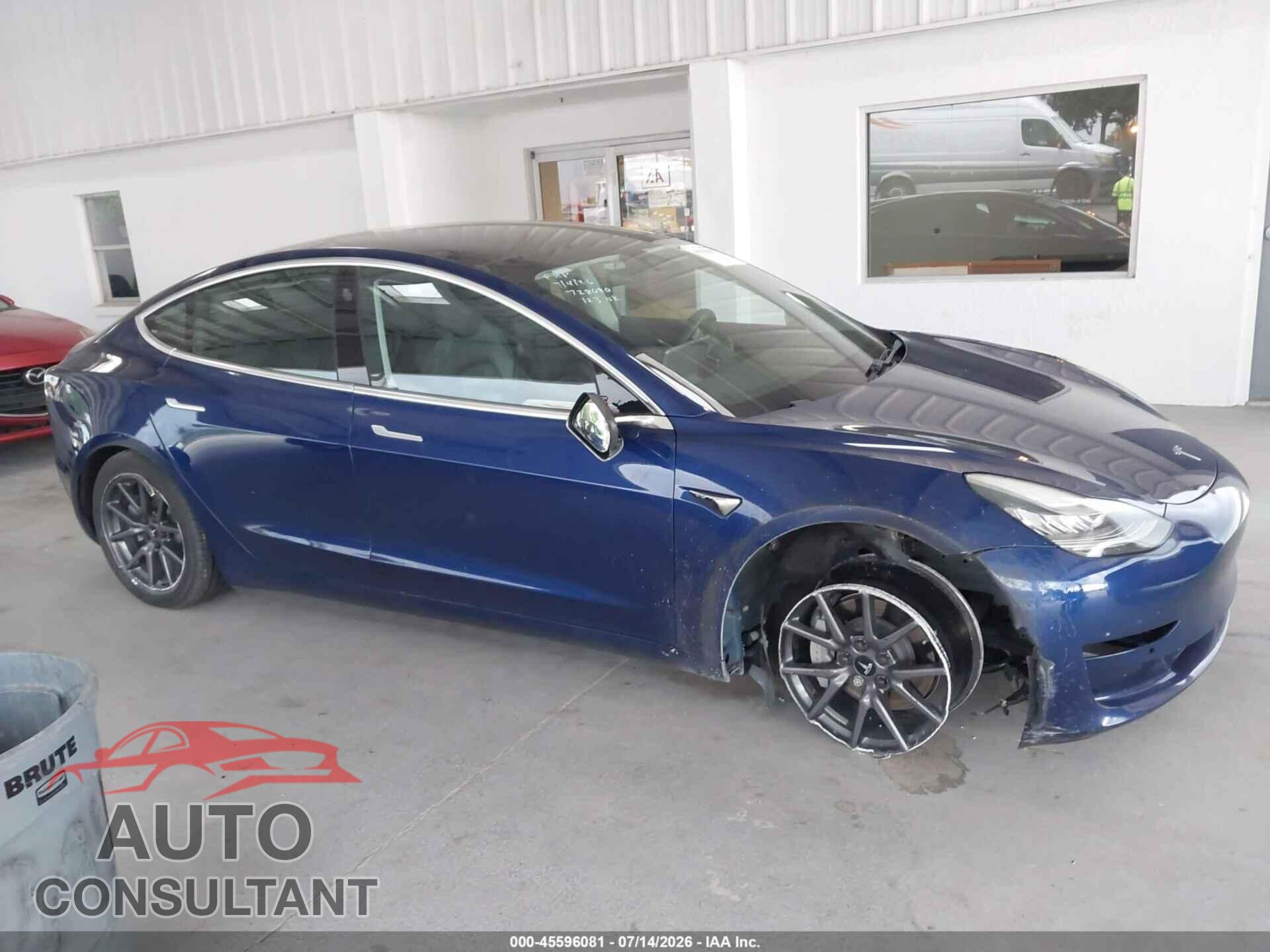 TESLA MODEL 3 2019 - 5YJ3E1EA4KF428759