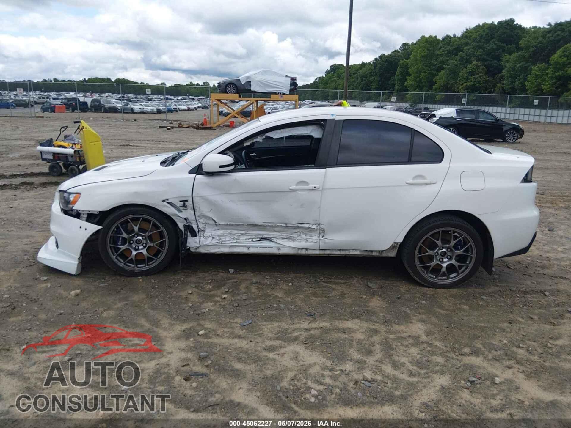 MITSUBISHI LANCER EVOLUTION 2015 - JA32W8FV1FU020766