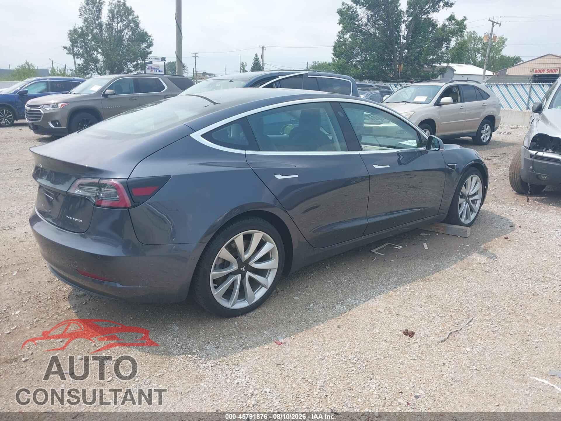 TESLA MODEL 3 2018 - 5YJ3E1EB5JF087377