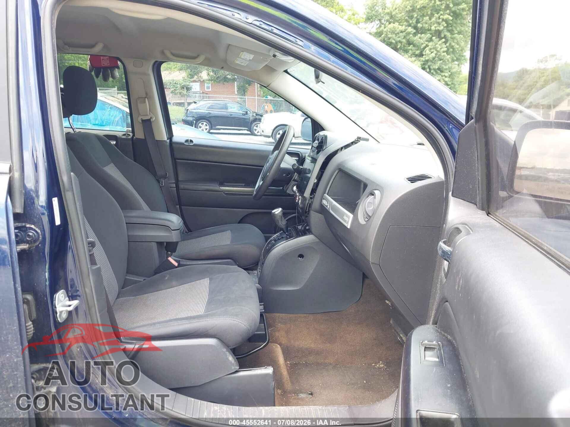 JEEP COMPASS 2014 - 1C4NJCBA7ED882858