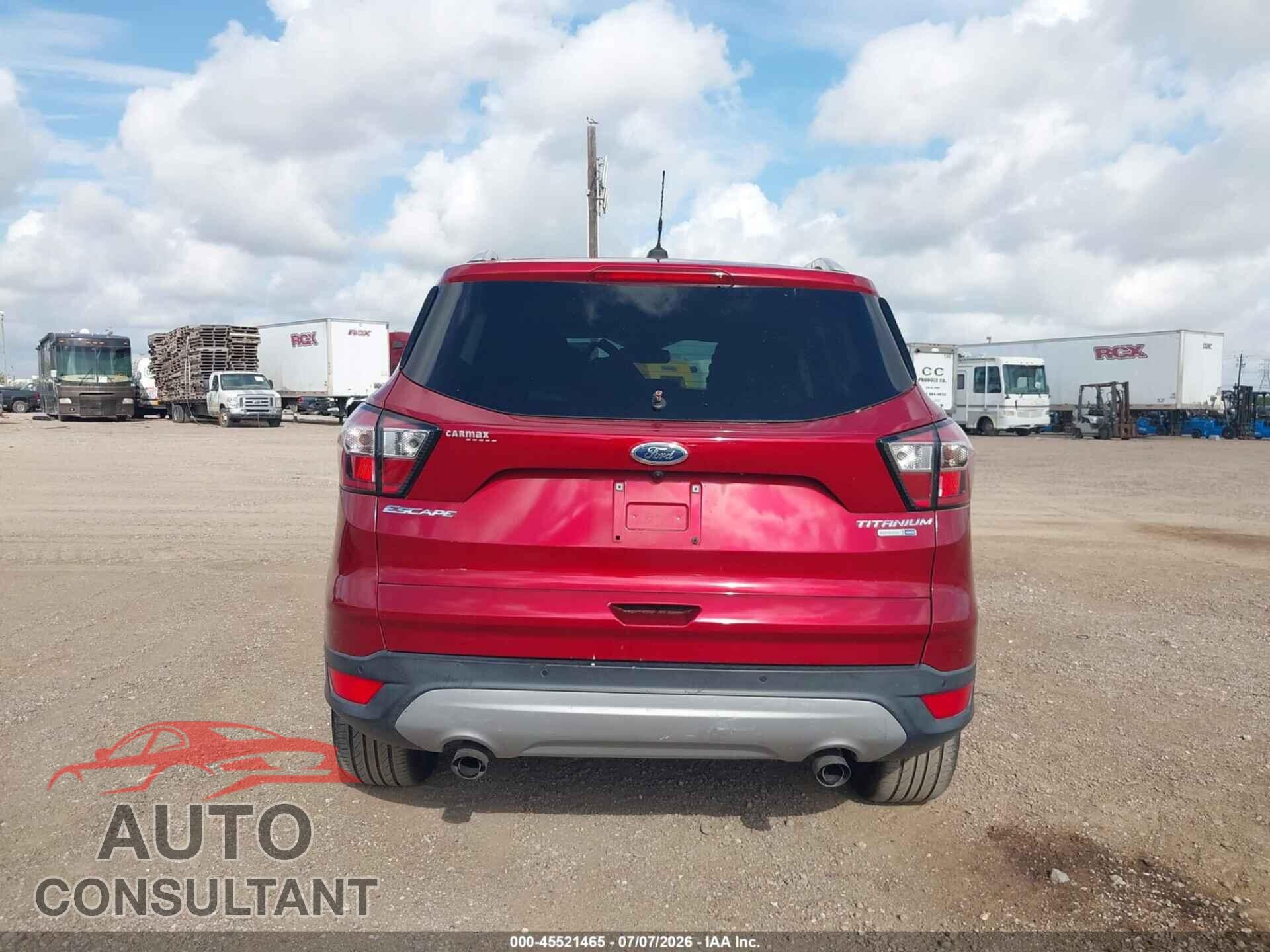 FORD ESCAPE 2017 - 1FMCU9JD5HUC13663