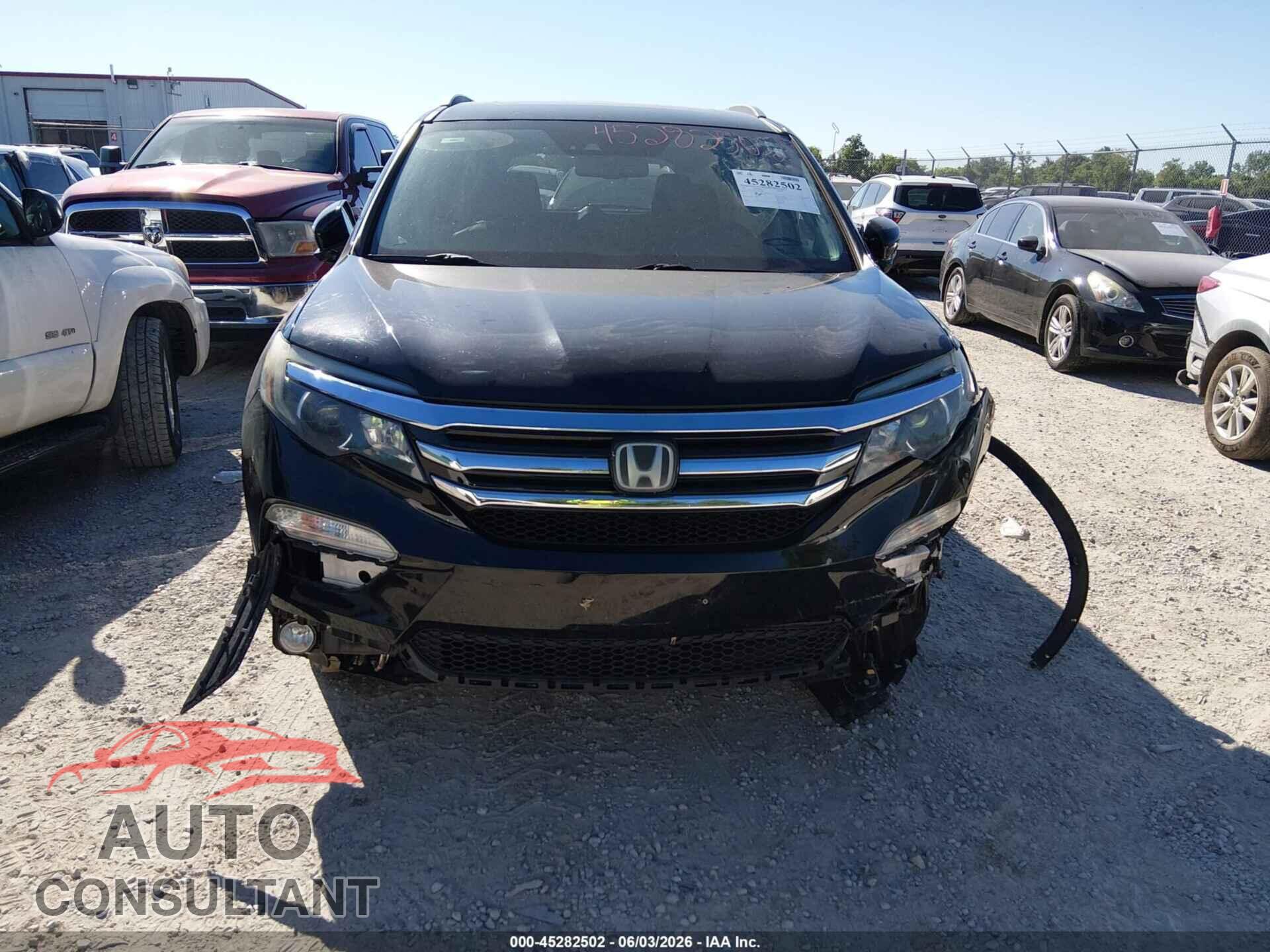 HONDA PILOT 2017 - 5FNYF6H09HB035898