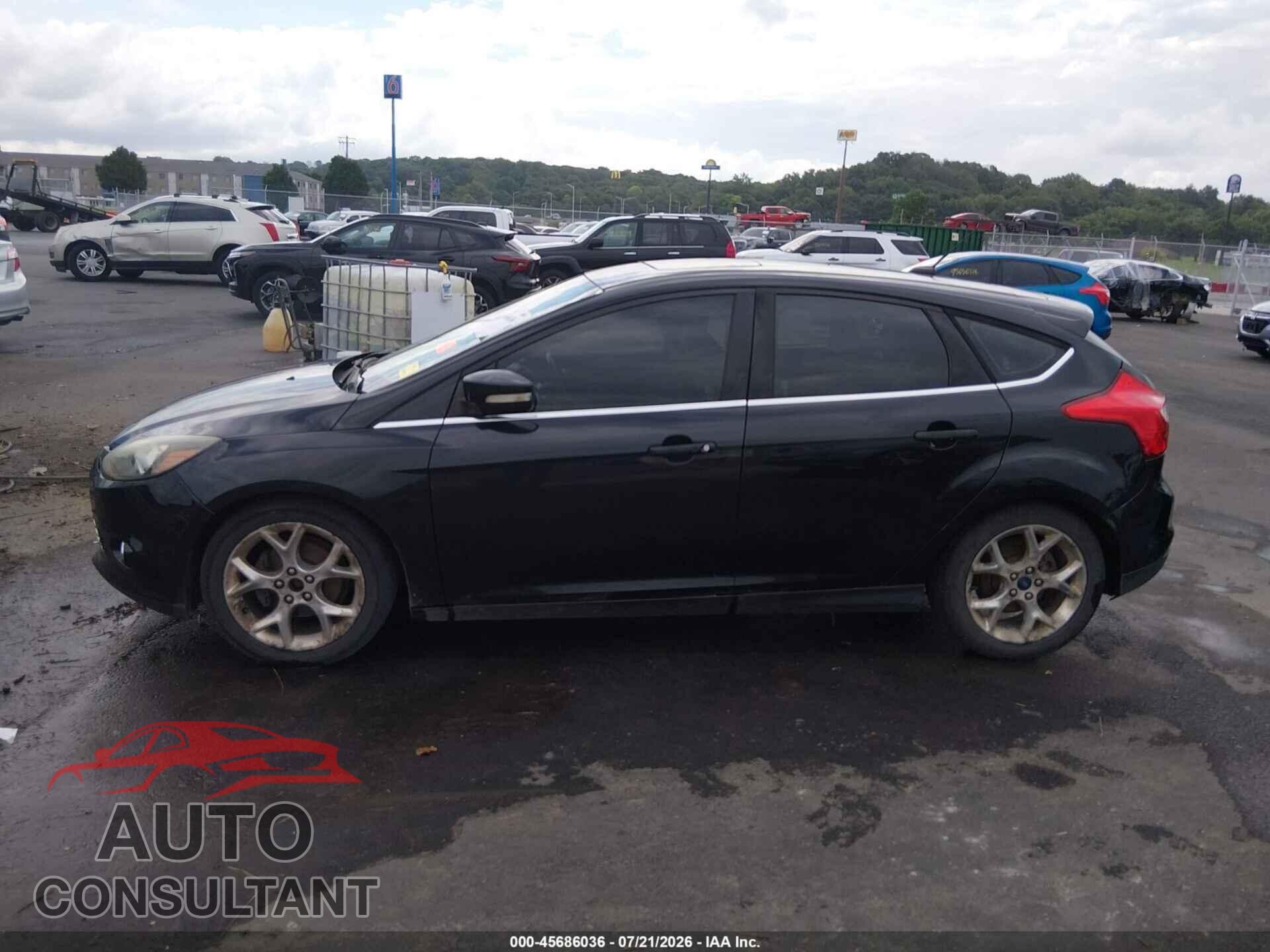 FORD FOCUS 2014 - 1FADP3N22EL197094