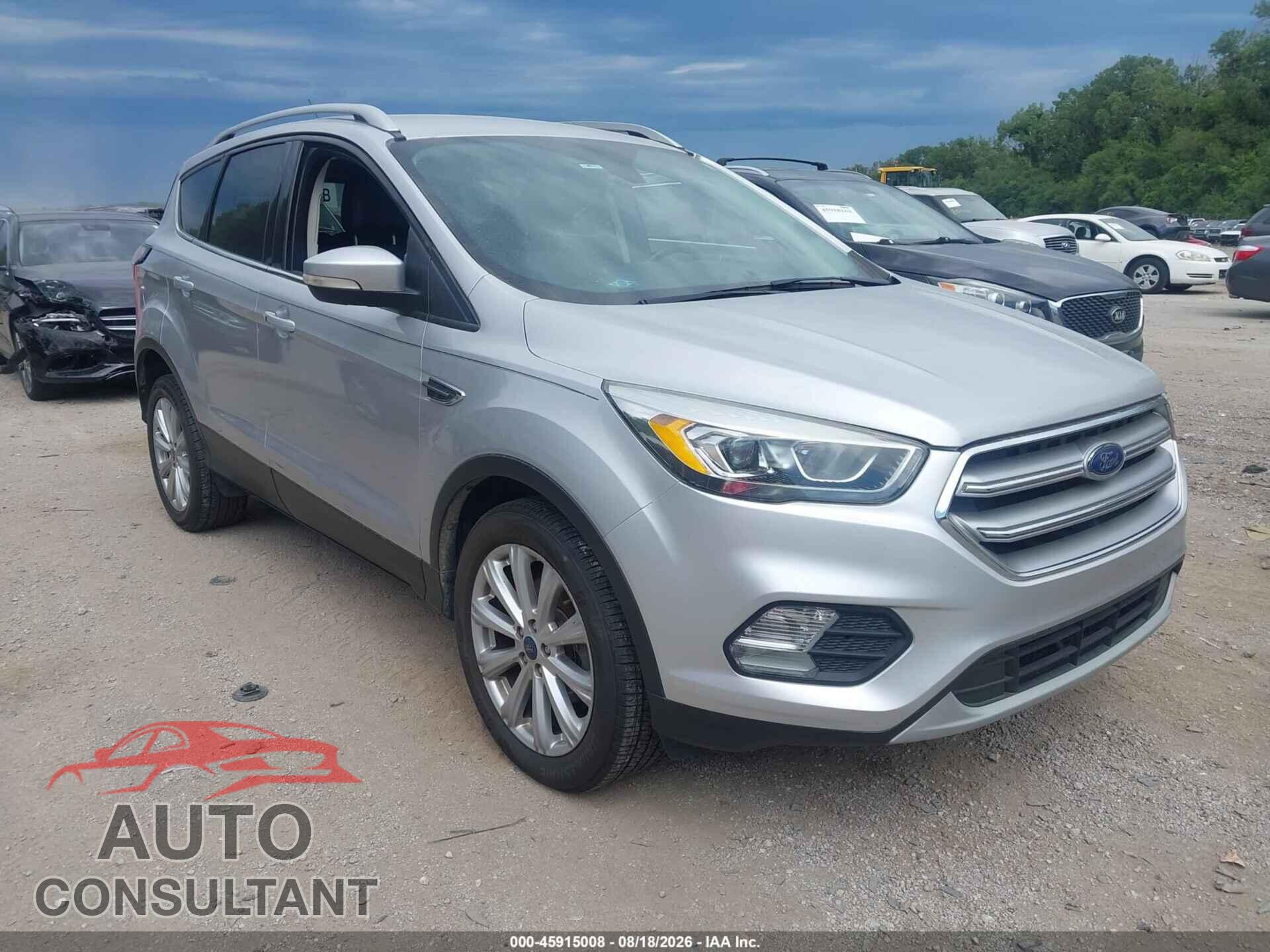 FORD ESCAPE 2017 - 1FMCU0JD0HUC23691