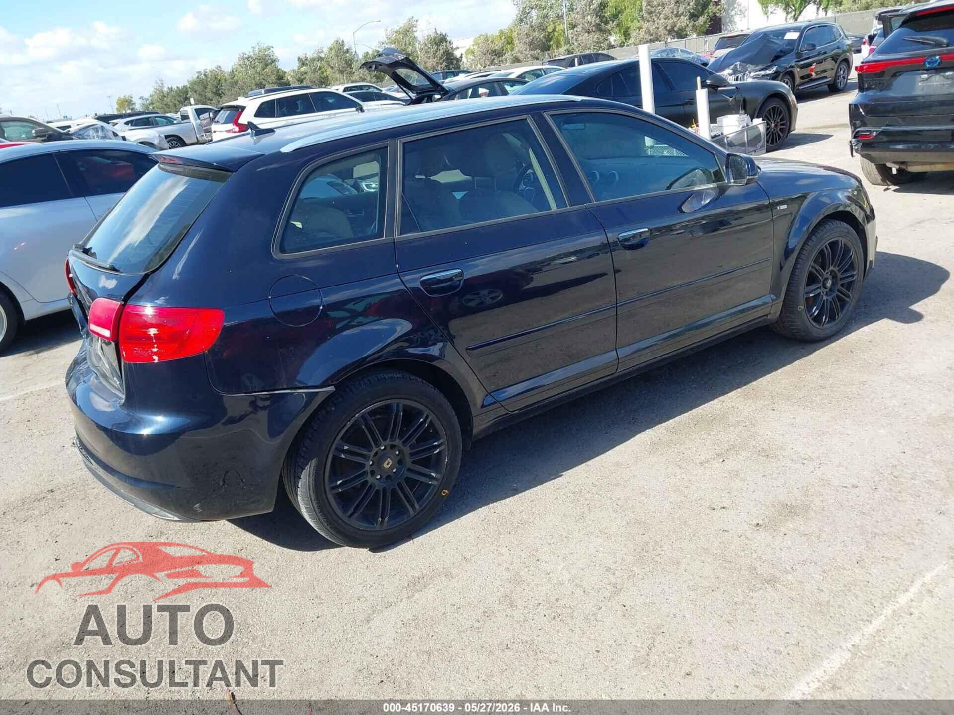AUDI A3 2011 - WAUKJBFM5BA114937