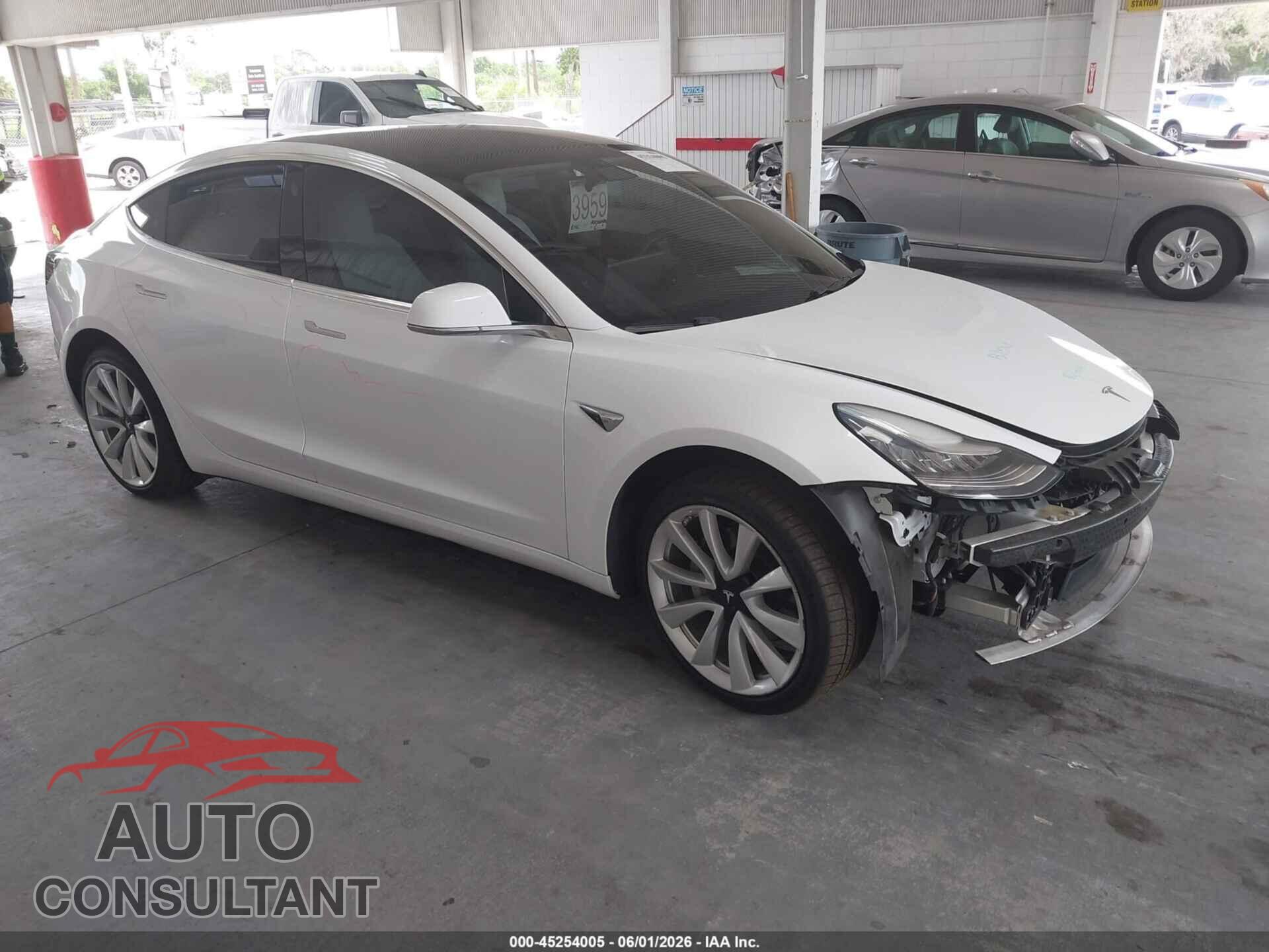 TESLA MODEL 3 2019 - 5YJ3E1EB4KF469594