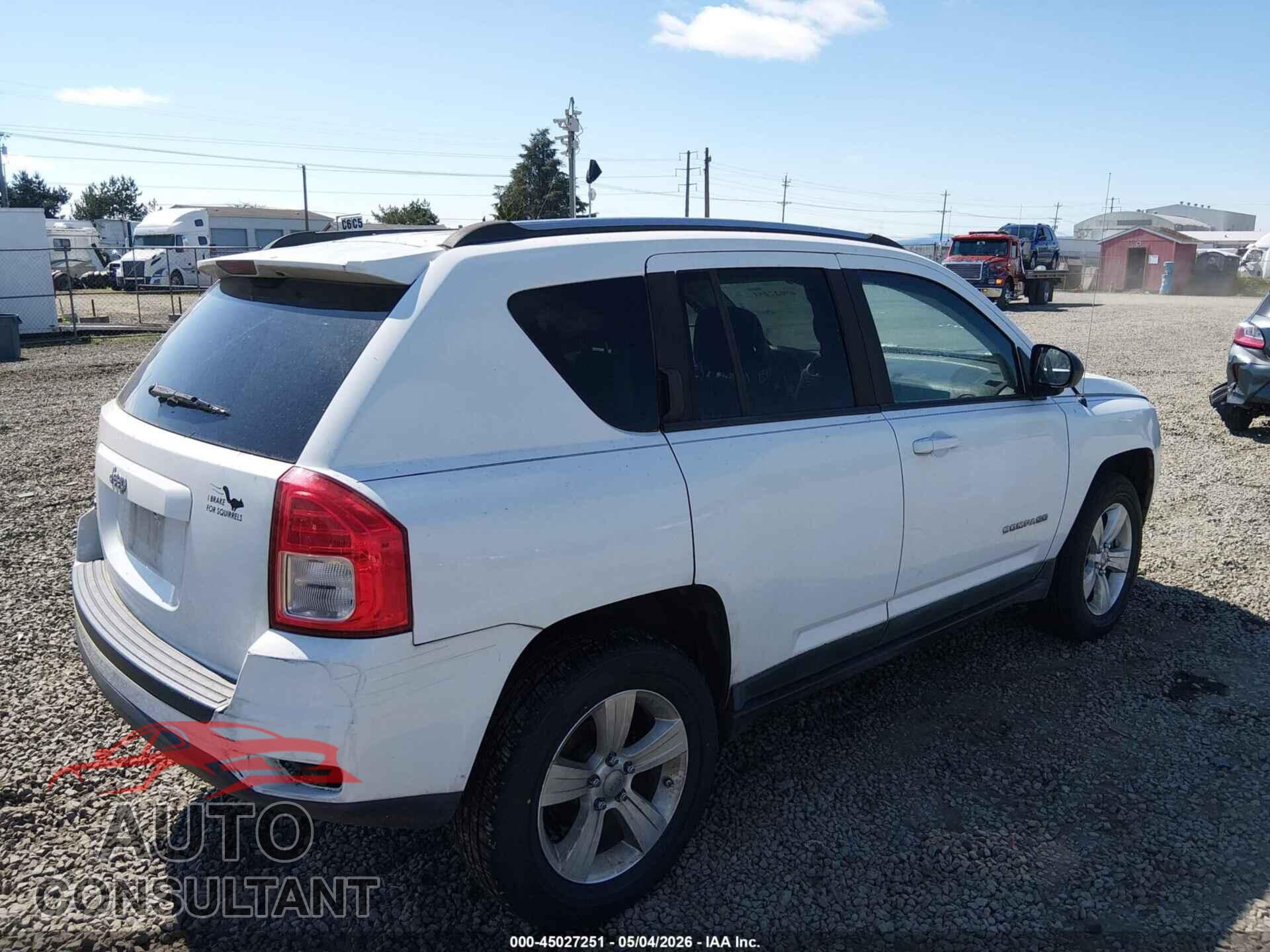 JEEP COMPASS 2011 - 1J4NF1FB9BD280073