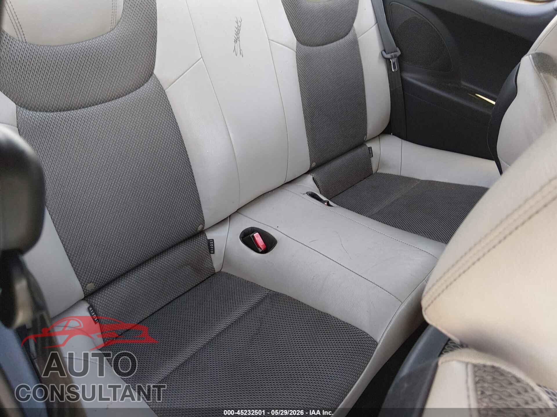 HYUNDAI GENESIS 2013 - KMHHT6KD9DU088957