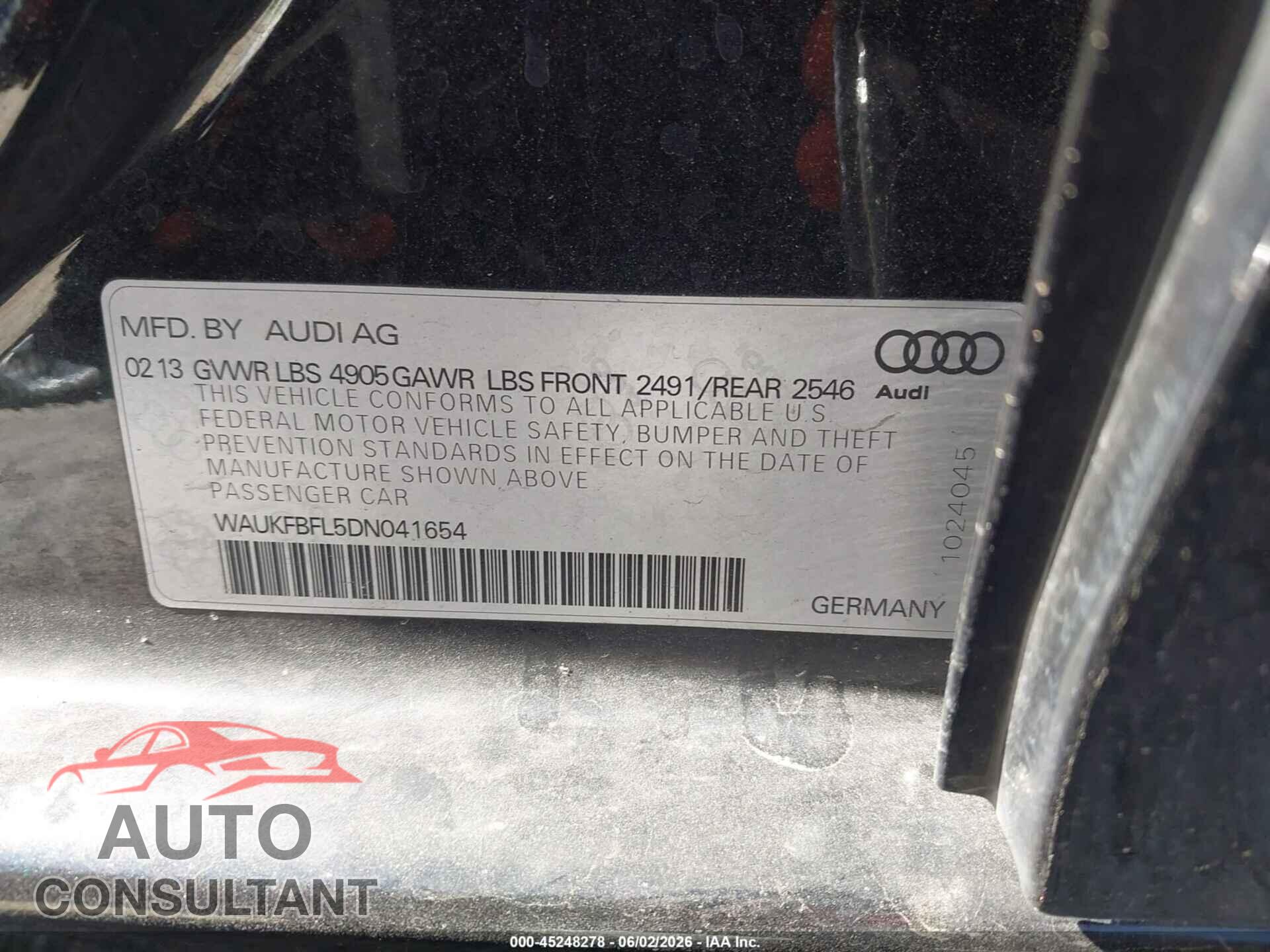 AUDI A4 2013 - WAUKFBFL5DN041654