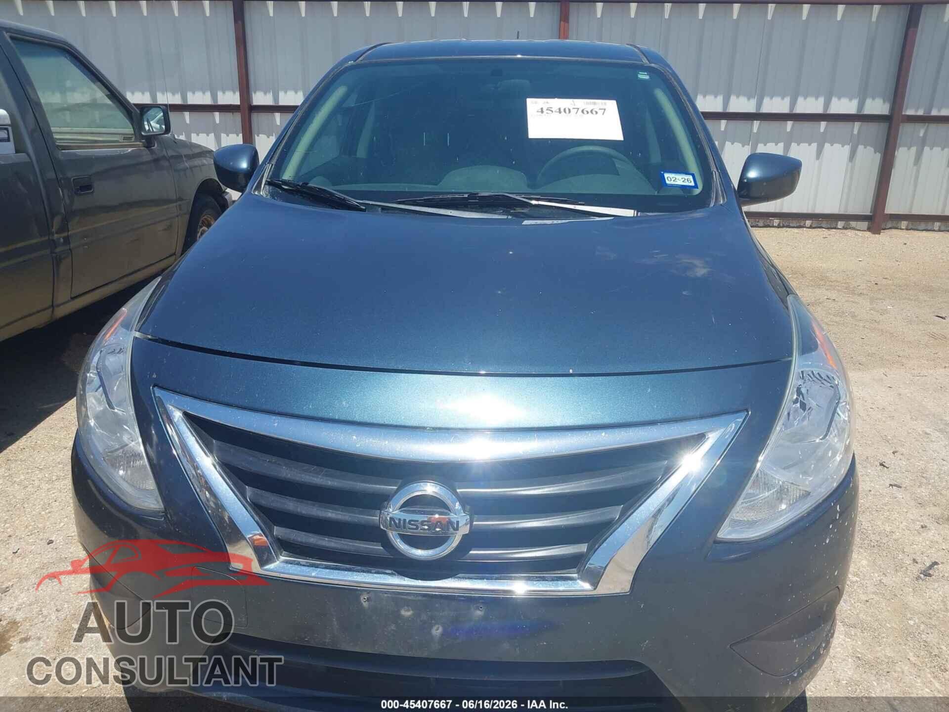 NISSAN VERSA 2017 - 3N1CN7AP3HL847762