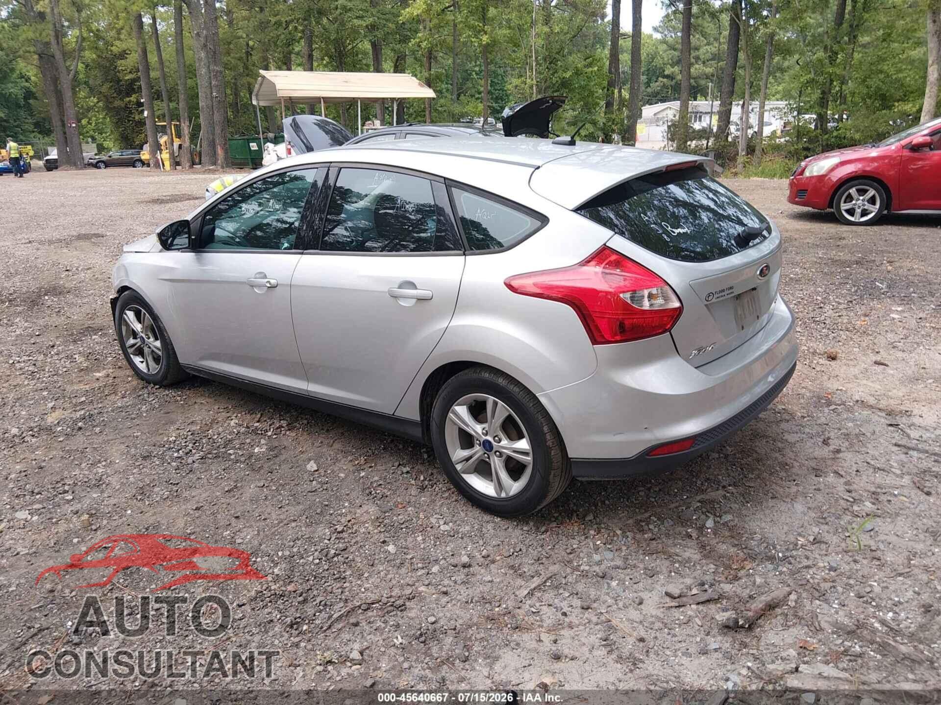 FORD FOCUS 2014 - 1FADP3K23EL329297