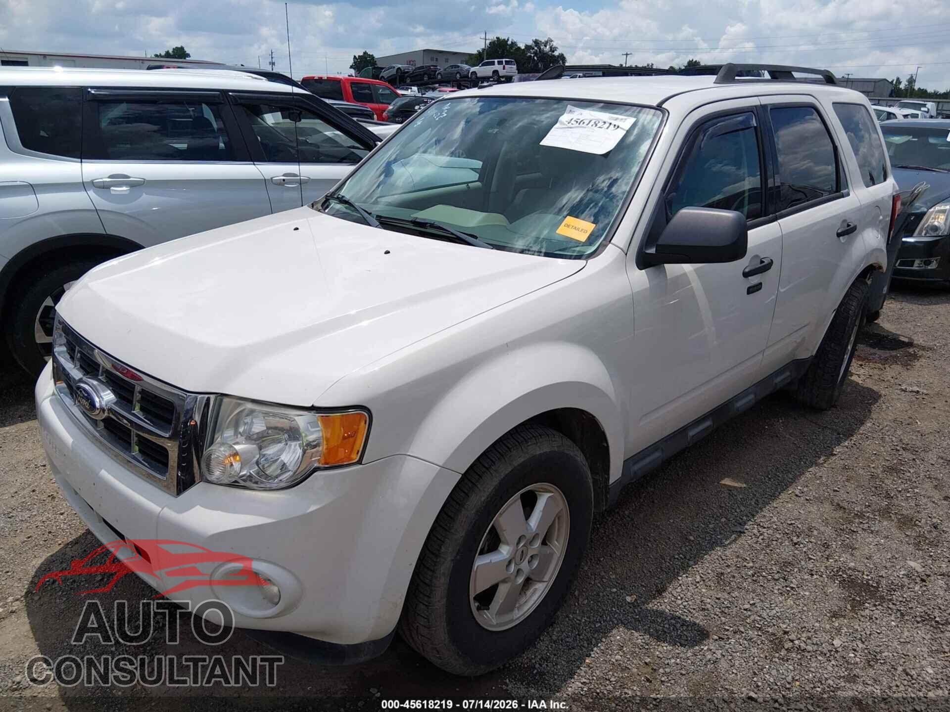 FORD ESCAPE 2011 - 1FMCU0D74BKA92659