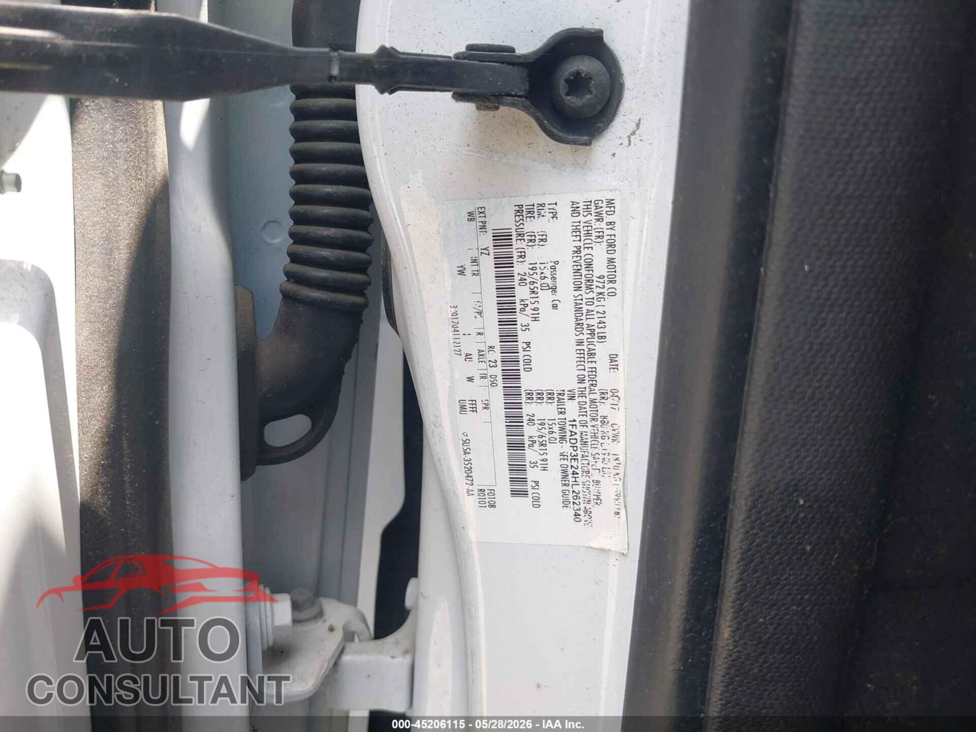 FORD FOCUS 2017 - 1FADP3E24HL262340