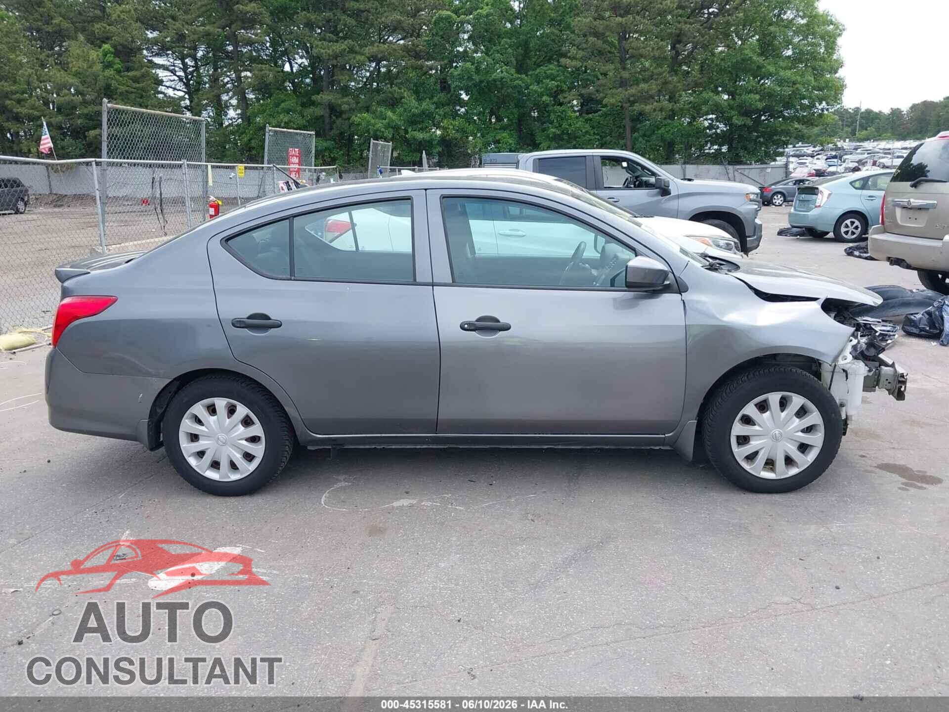 NISSAN VERSA 2019 - 3N1CN7AP3KL827843
