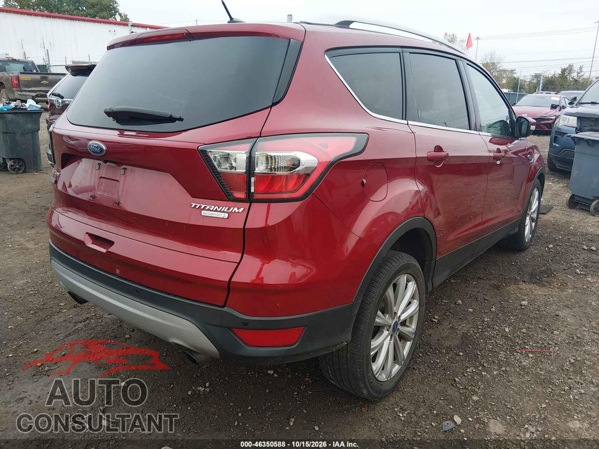 FORD ESCAPE 2017 - 1FMCU0JD8HUB51171
