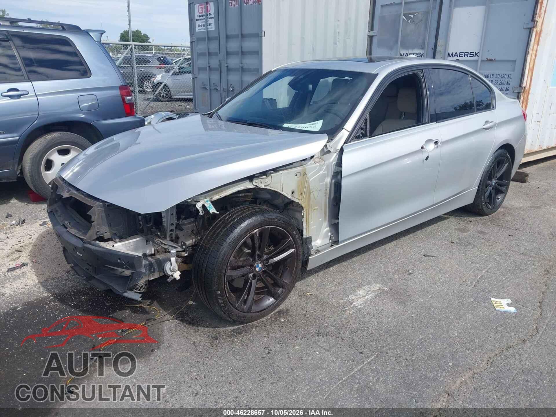 BMW 328I 2016 - WBA8E9G58GNU30489