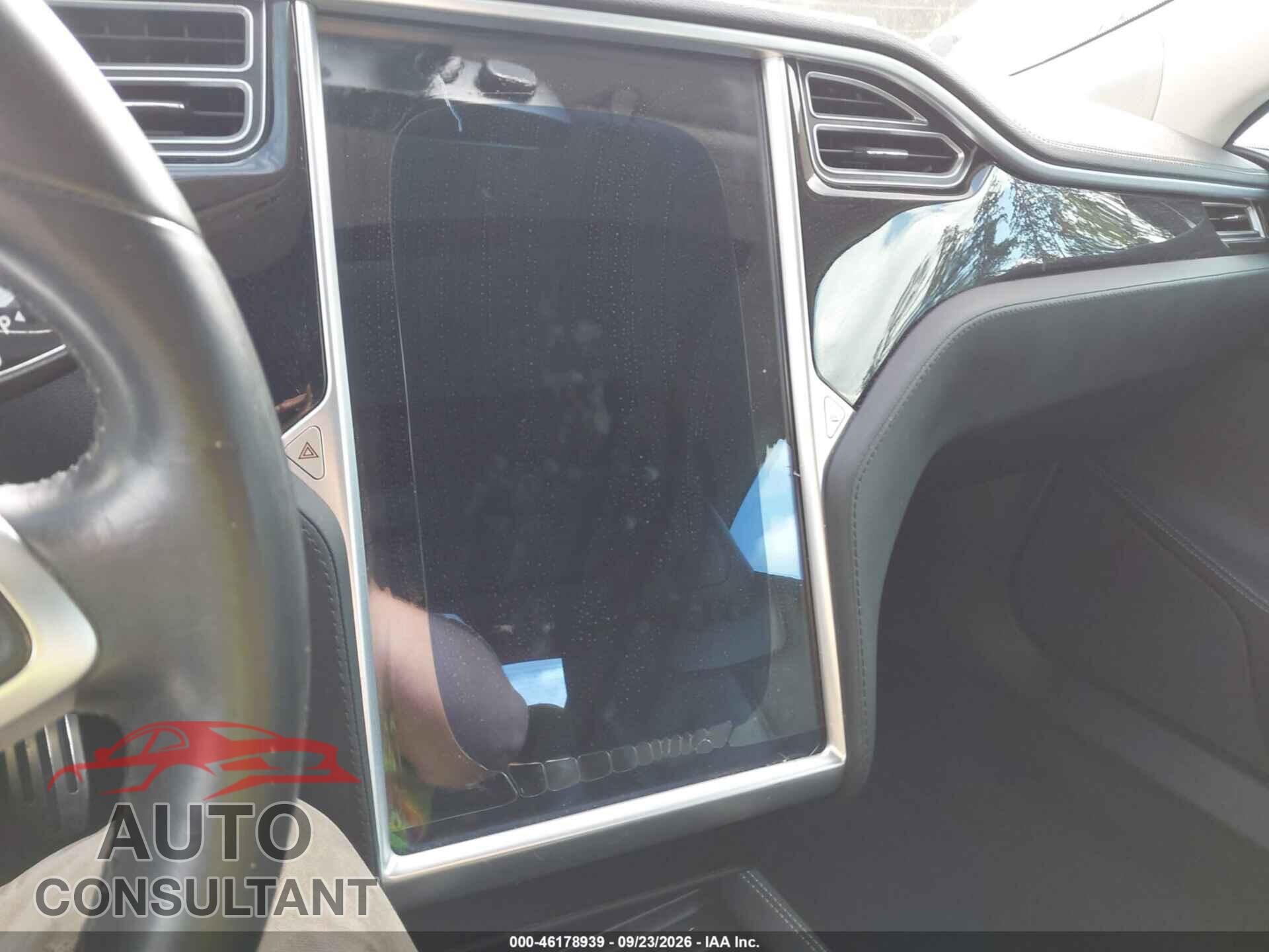 TESLA MODEL S 2013 - 5YJSA1CP4DFP23376